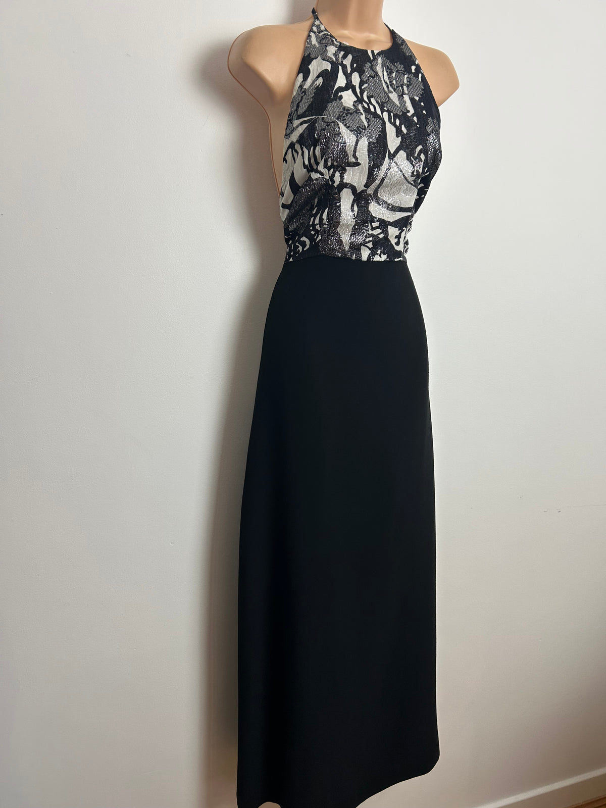 Vintage 1970s Size 8 Black & White Lurex Patterned Bodice Halter Occasion Maxi Dress