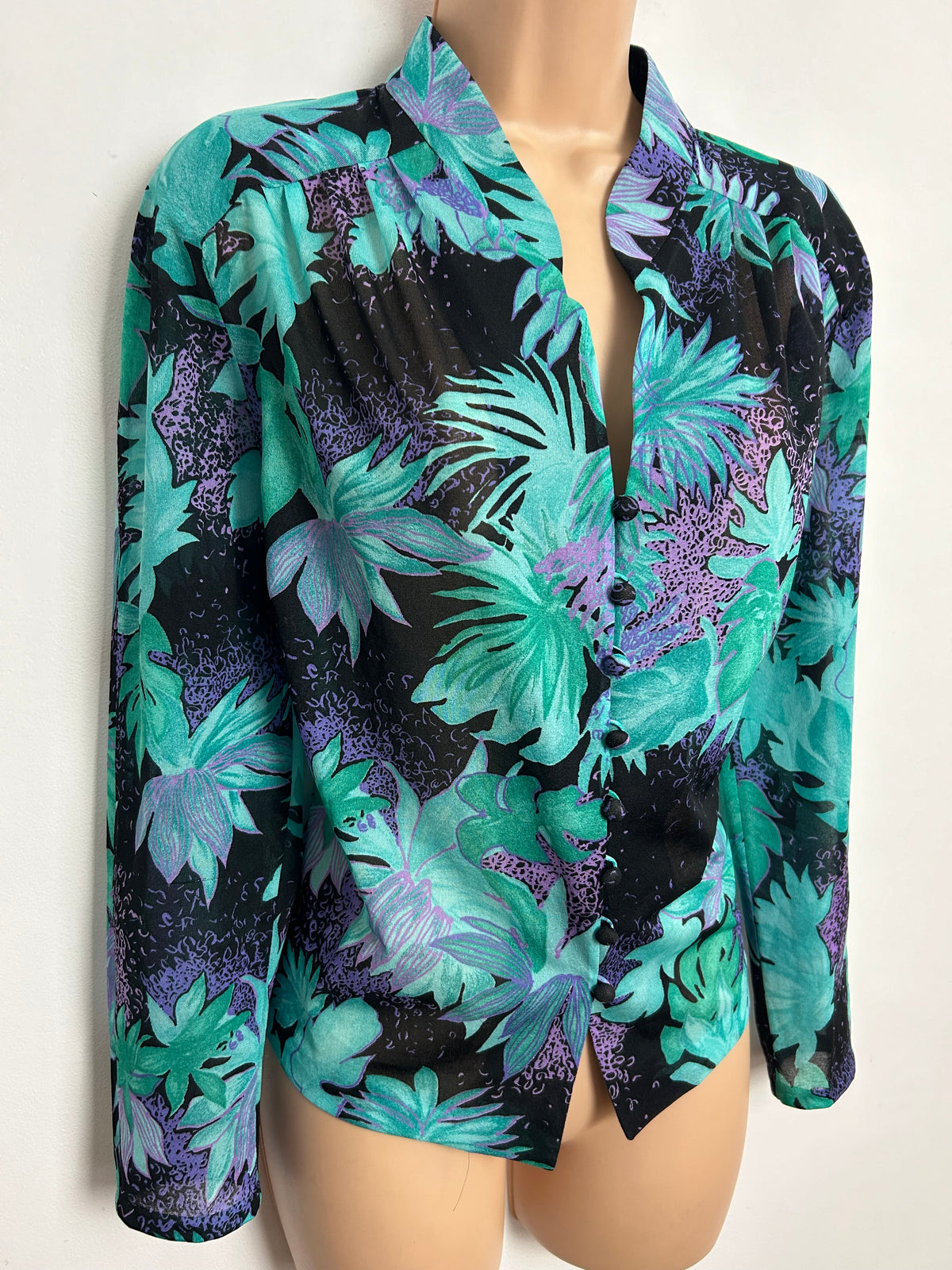 Vintage Early 1980s VON GASSLER UK Size 16 Black & Green Tones Leaf Print Long Sleeve Blouse