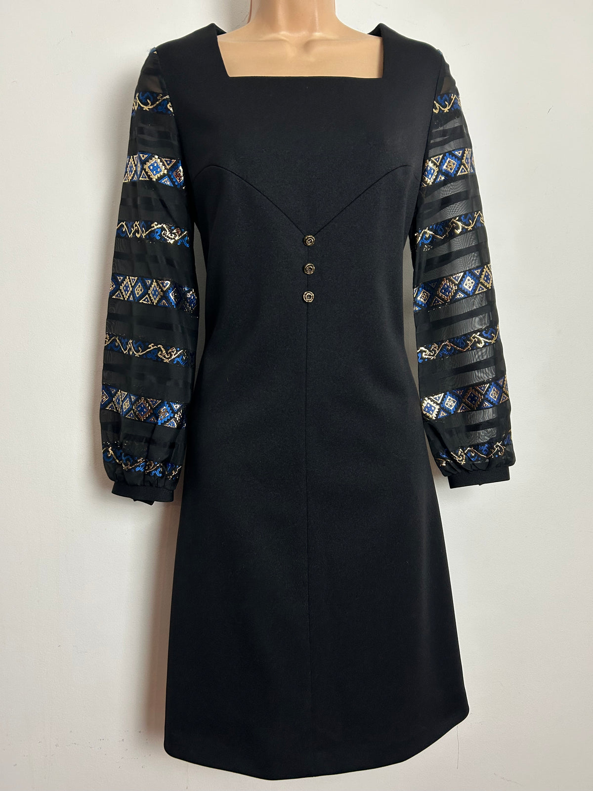 Vintage 1960s Size 10 Black Blue & Gold Pattern Long Sleeve Xmas Party Evening Mod Shift Dress