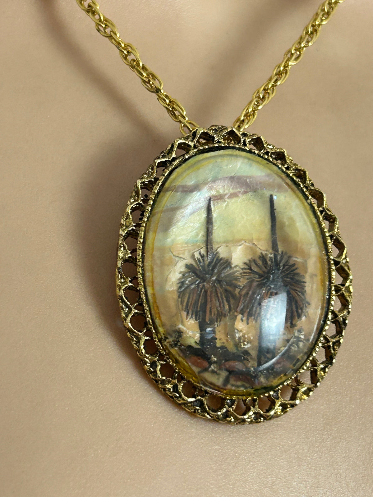Vintage 1950s RARE Handcrafted Australian Paperbark Miniature Picture Pendant & Necklace By G. Metcalfe