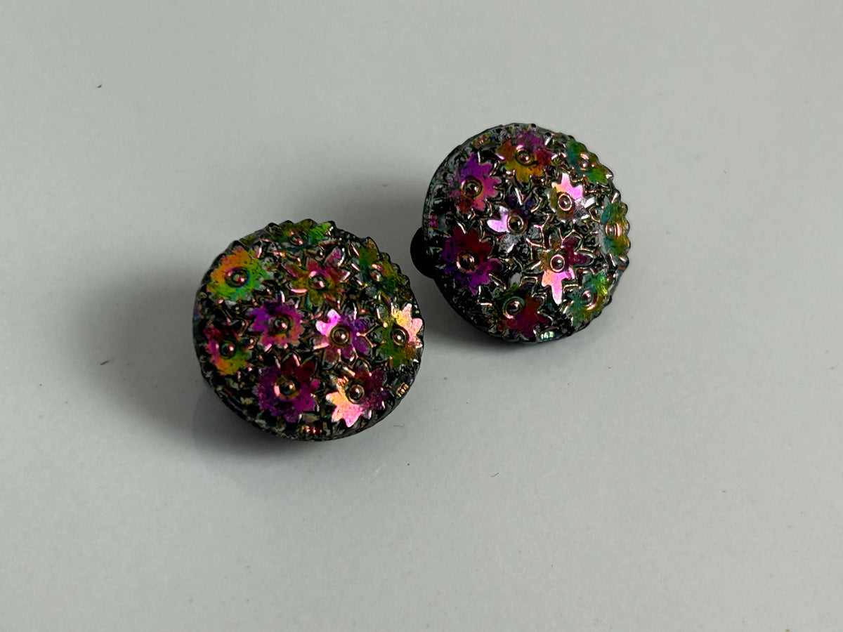Vintage 1960s Cute Metal Pink & Green Iridescent Flower Clip On Earrings