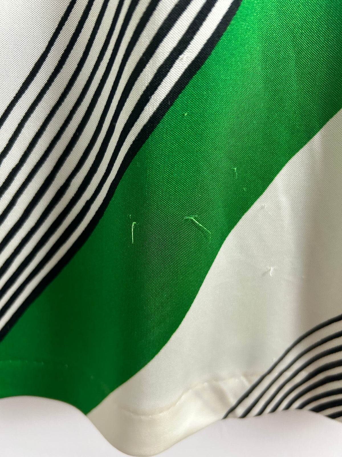 Japanese Vintage 1970s Size 12-14 Green Beige & Black Diagonal Stripe Print Dagger Collar Long Sleeve Shirt
