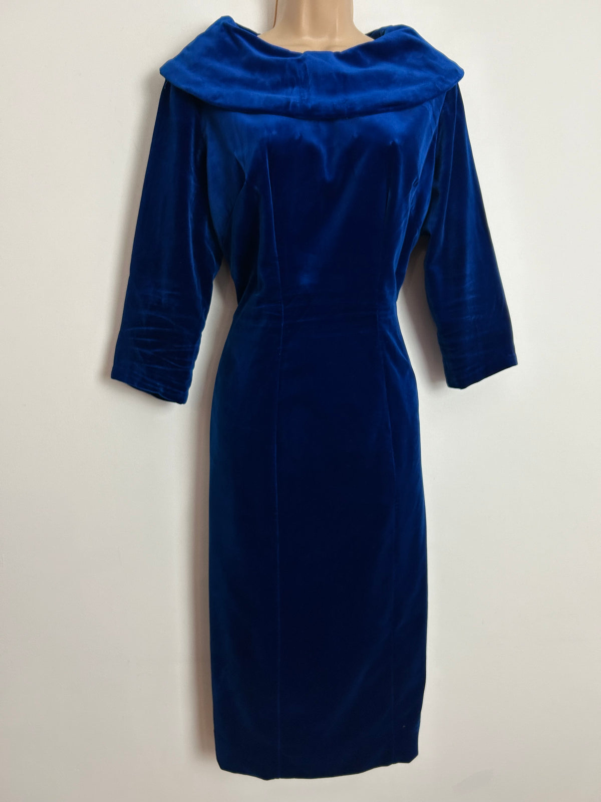 Vintage 1960s UK Size 14 Electric Blue Bardot Collared 3/4 Sleeve Fitted Wiggle Velvet Dress