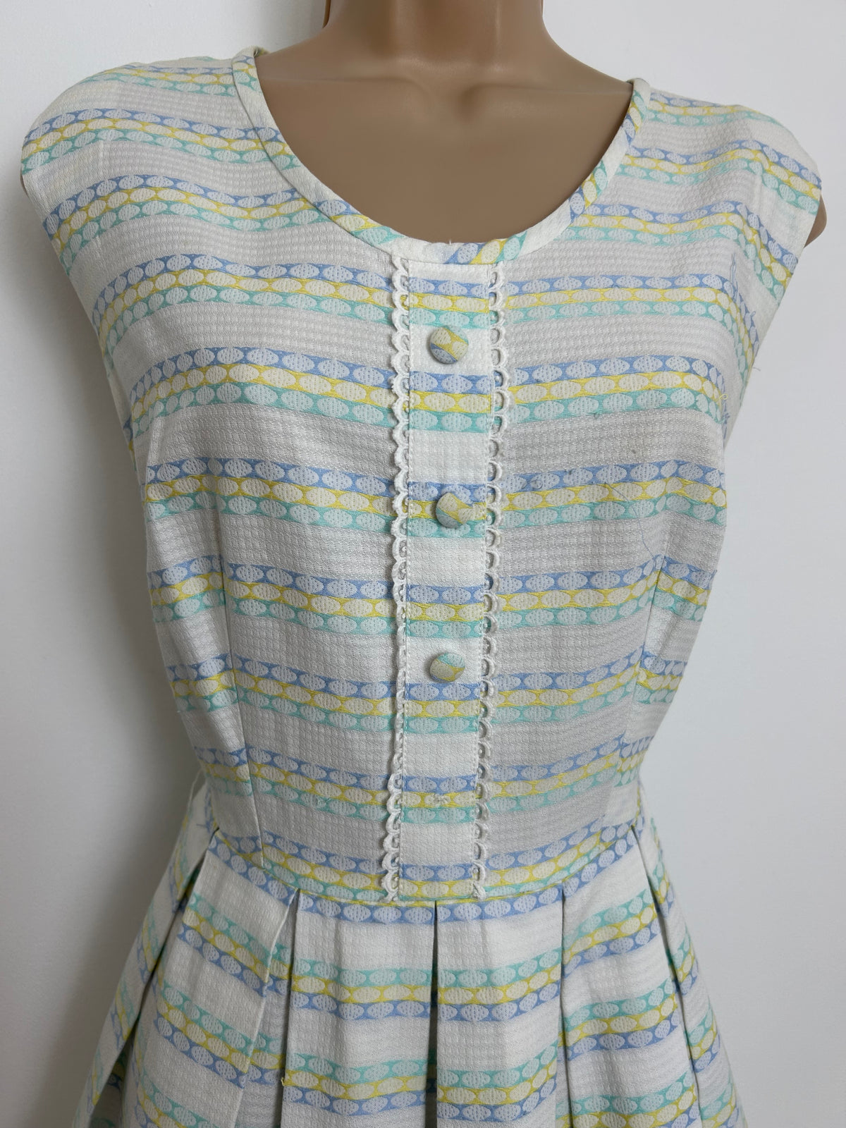 Vintage Late 1950s Early 1960s Size 8 White Blue Lemon & Mint Stripe Print Pleated Day Dress