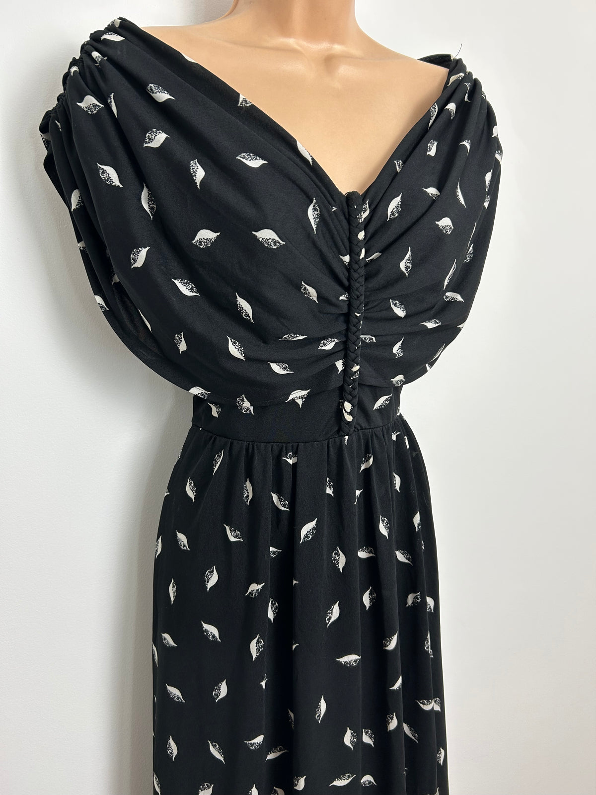 Vintage Early 1980s Size 10 Black & White Leaf Print Gather Pleated Plaited Detail Maxi Dress