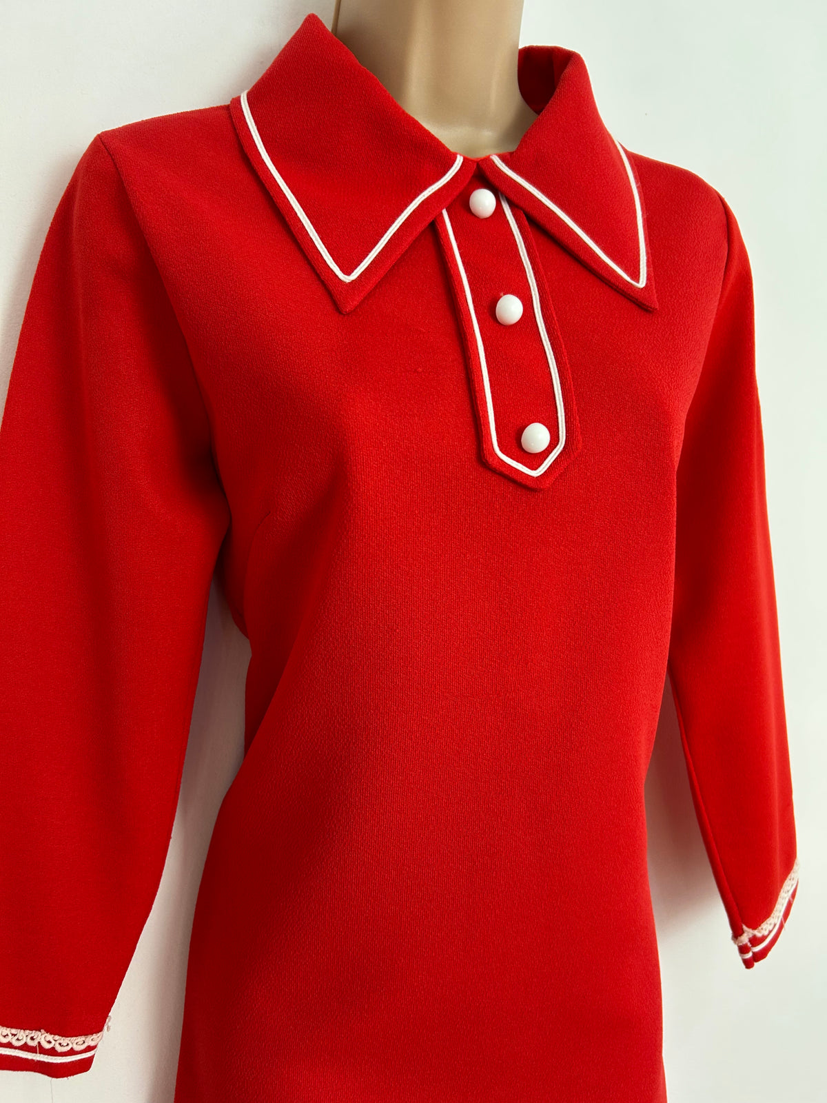 Vintage 1960s UK Size 10-12 Red Crimplene White Trim Mini Mod Shift Dress