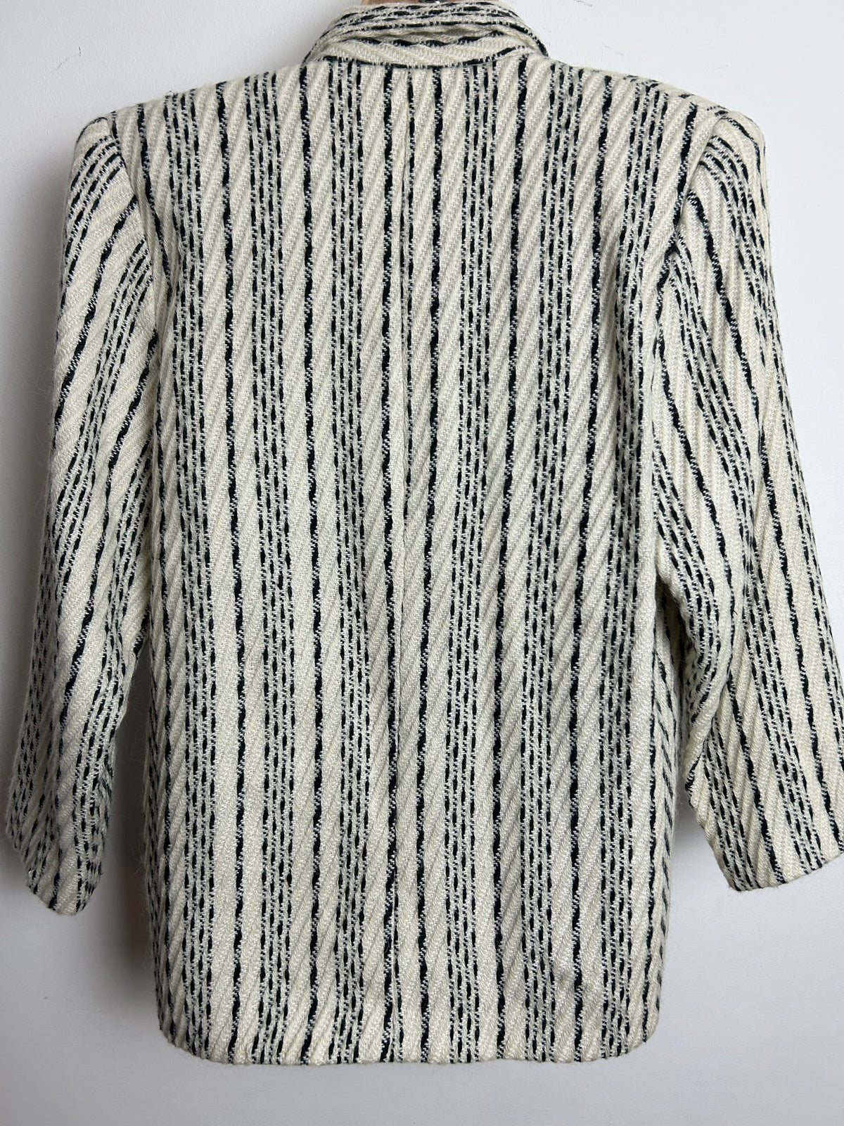 Vintage 1980s MIRAGE Size 16 Cream & Black Stripe Wool Mix Fully Lined Blazer/Jacket