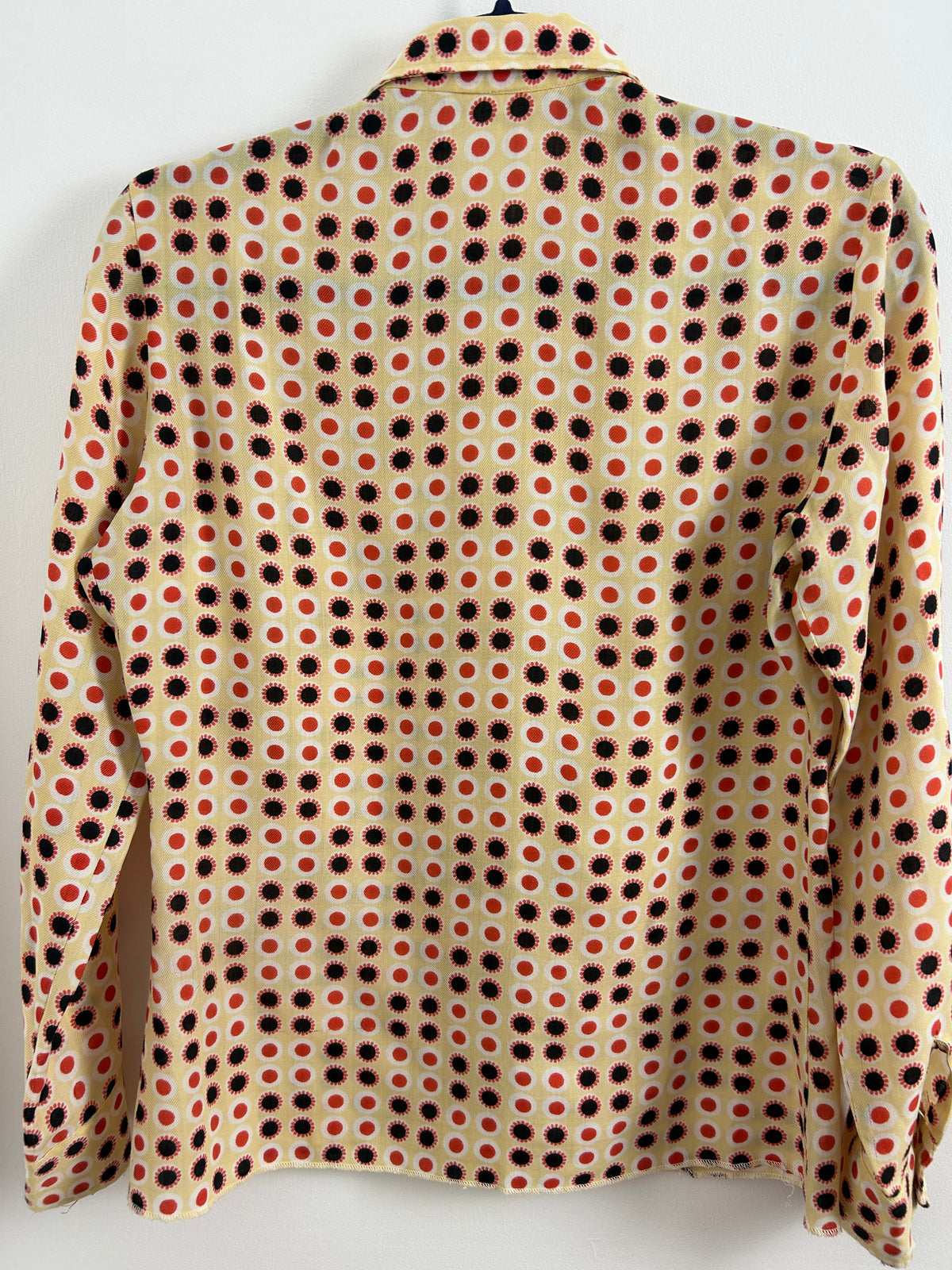 Vintage 1970s Size 12 Beige Red & Black Abstract Circle Print Long Sleeve Collared Shirt