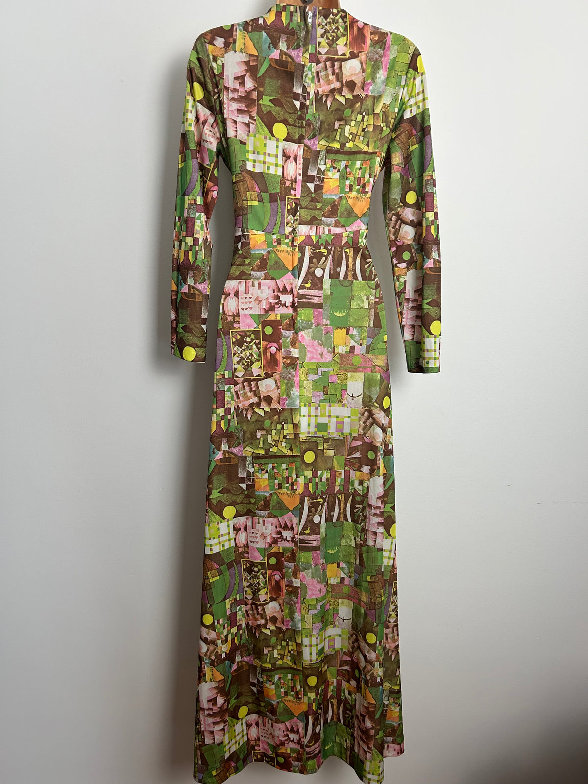 Vintage 1970s LEYGIL Size 10-12 Green Pink & Brown Keyhole Choker Neck Abstract Print Maxi Dress