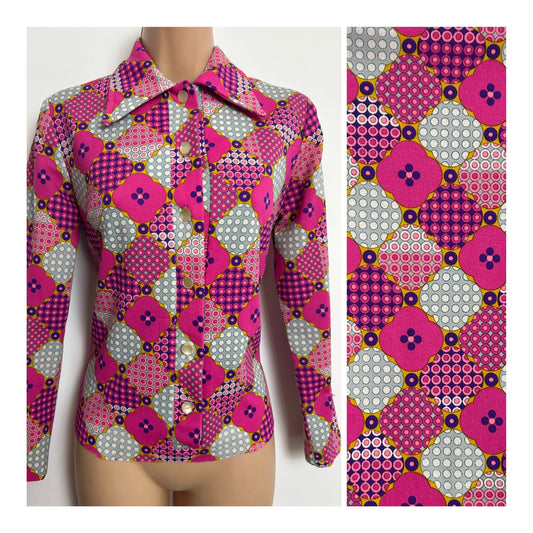 Vintage 1970s Size 12 Pink & Grey Tones Abstract Polka Dot & Psychedelic Print Dagger Collar Shirt