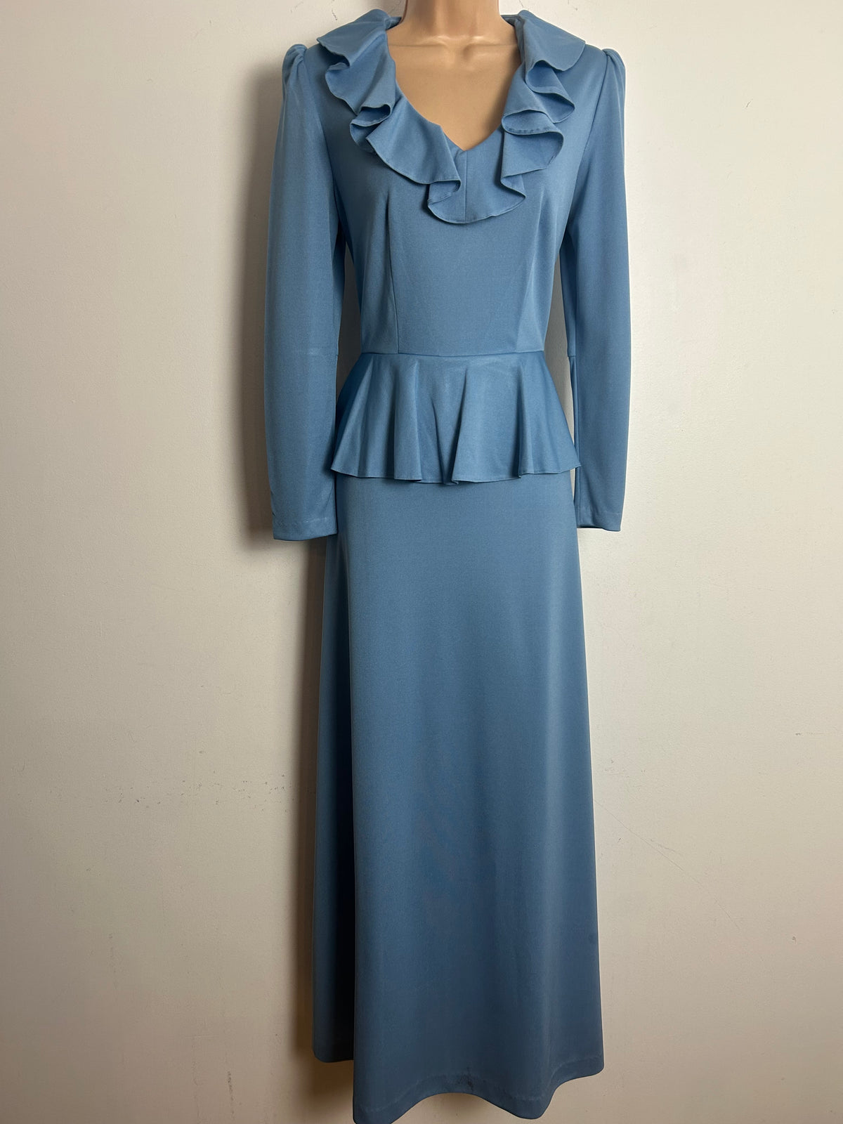 Vintage 1970s DEVONSHIRE LADY Size 8 Powder Blue Long Sleeve Peplum Maxi Dress