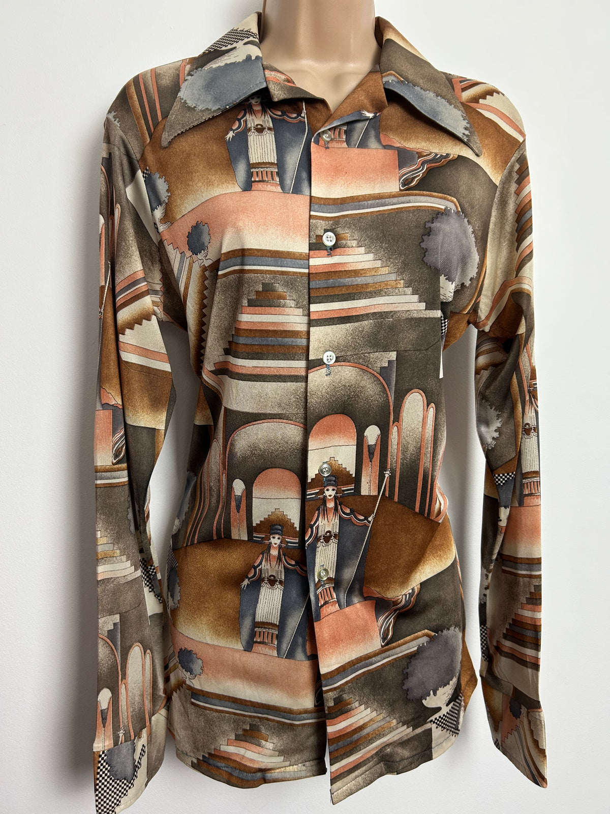Vintage 1970s Size 10-12 Brown & Grey Tones Novelty Print Long Sleeve Shirt
