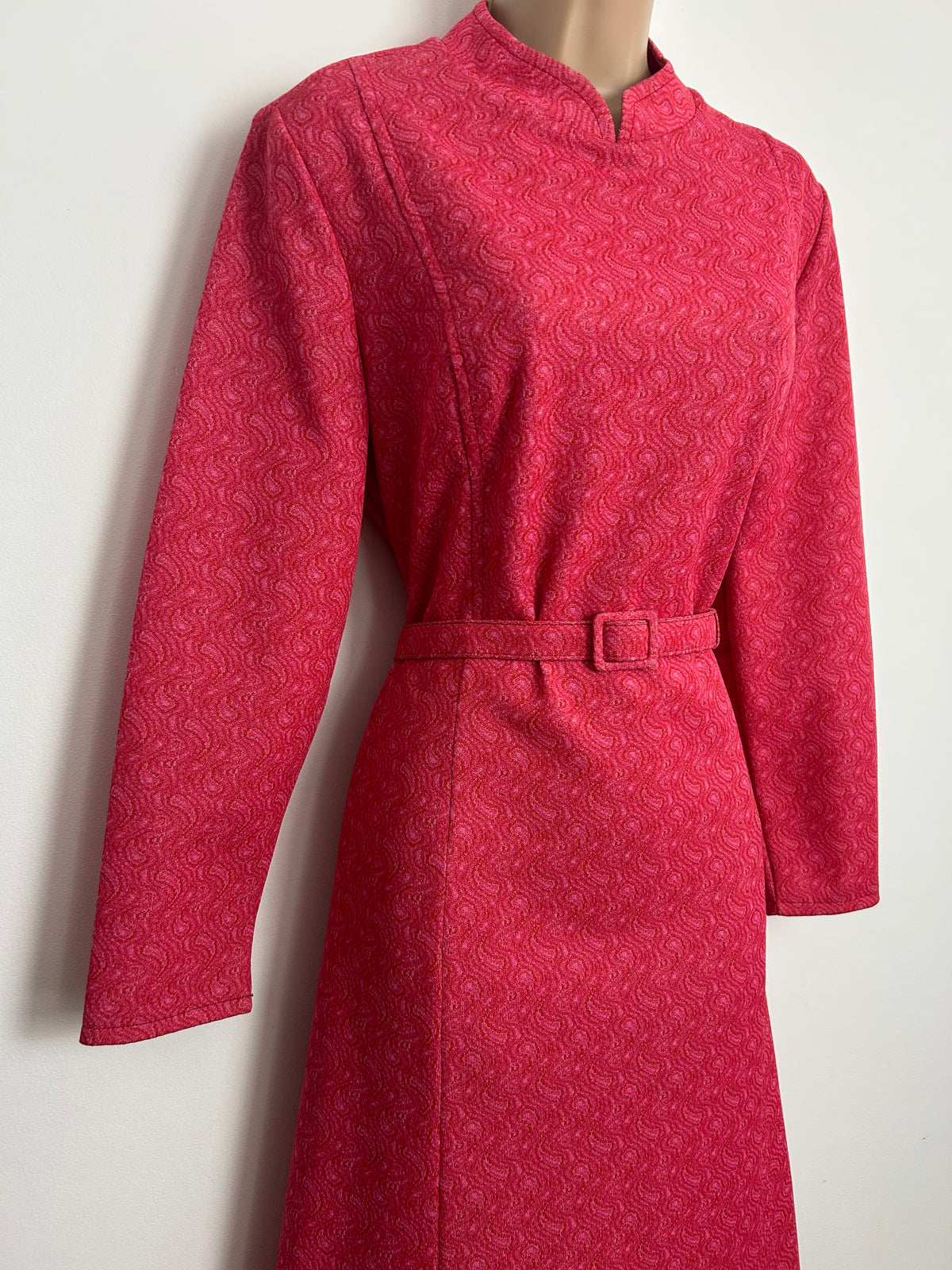 Vintage Late 1960s ST MICHAEL Size 14 Dark Pink Crimplene Paisley Pattern Belted Mod Day Dress