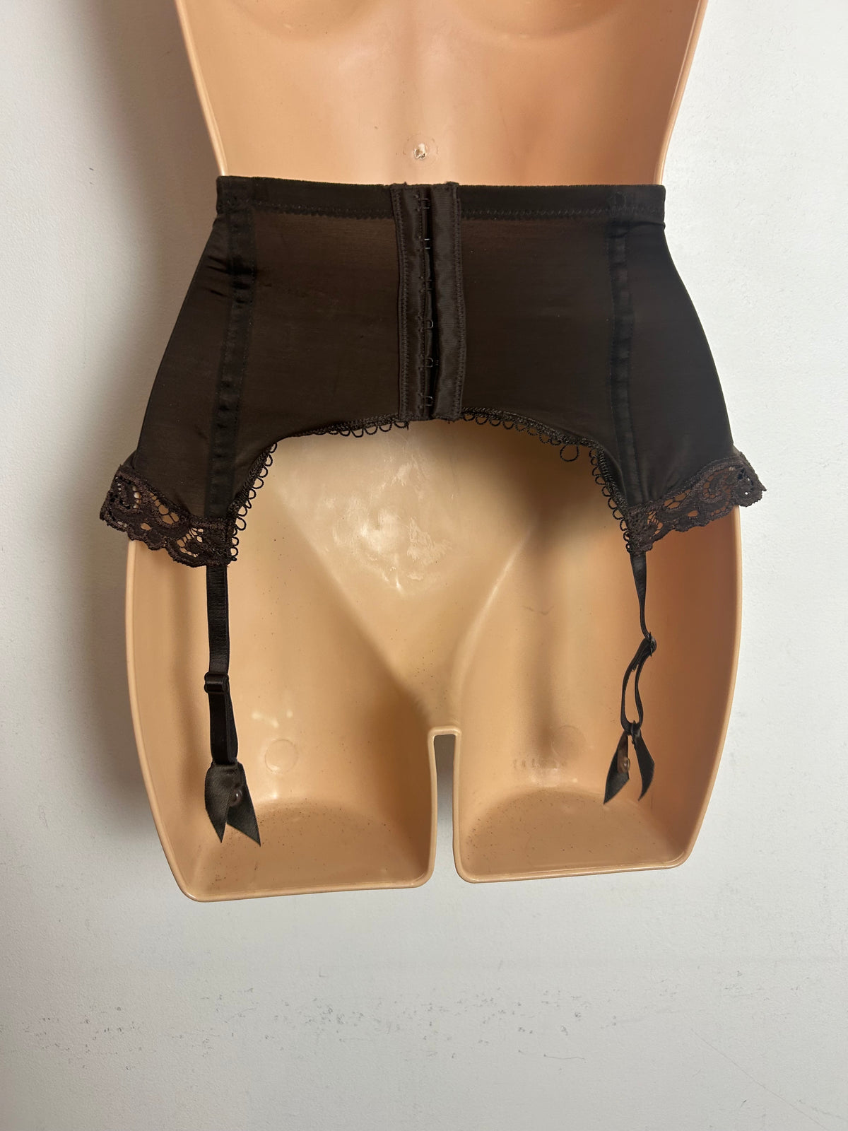 Vintage 1980s GOSSARD Size Small Brown Chocolate Lace High Waist Deep Suspender Belt