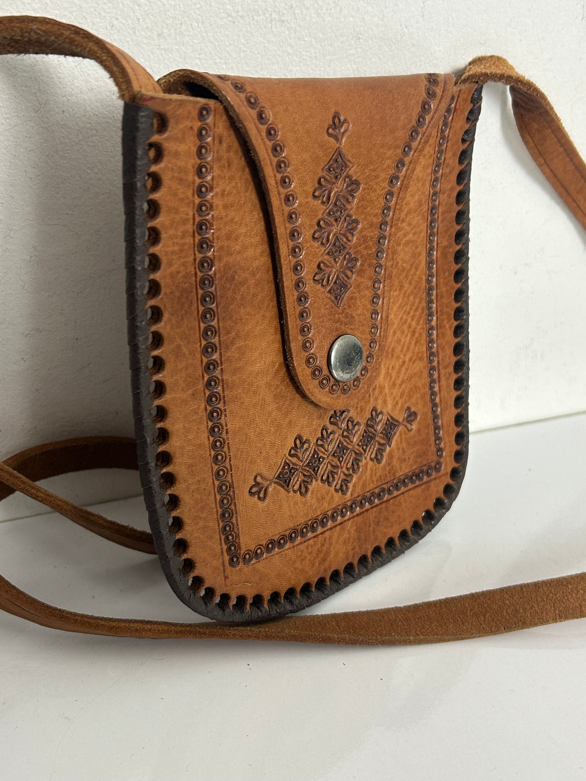 Vintage Small Tan Brown Tooled Leather Crossbody Mini Bag/Purse