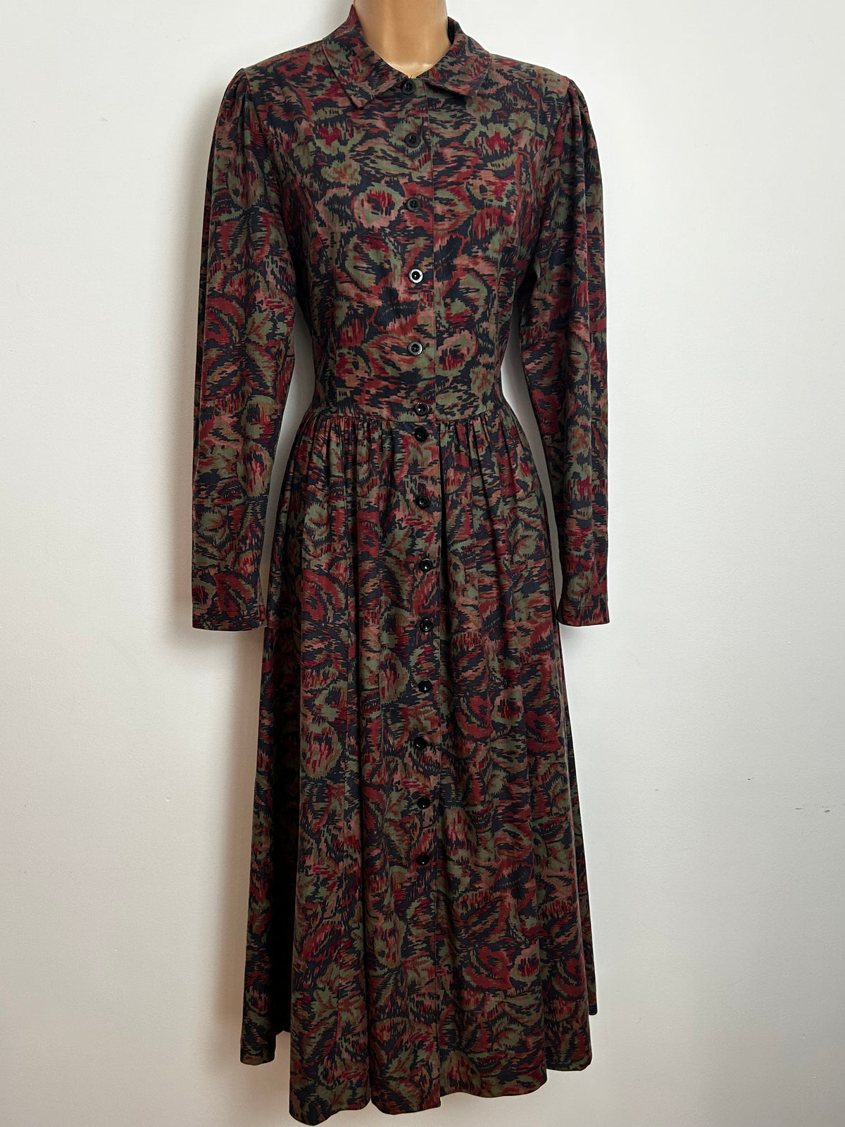 Vintage 1980 LAURA ASHLEY (Rep Of Ireland) Size 12 Dark Blue Green & Red Abstract Print Cotton Midi Dress