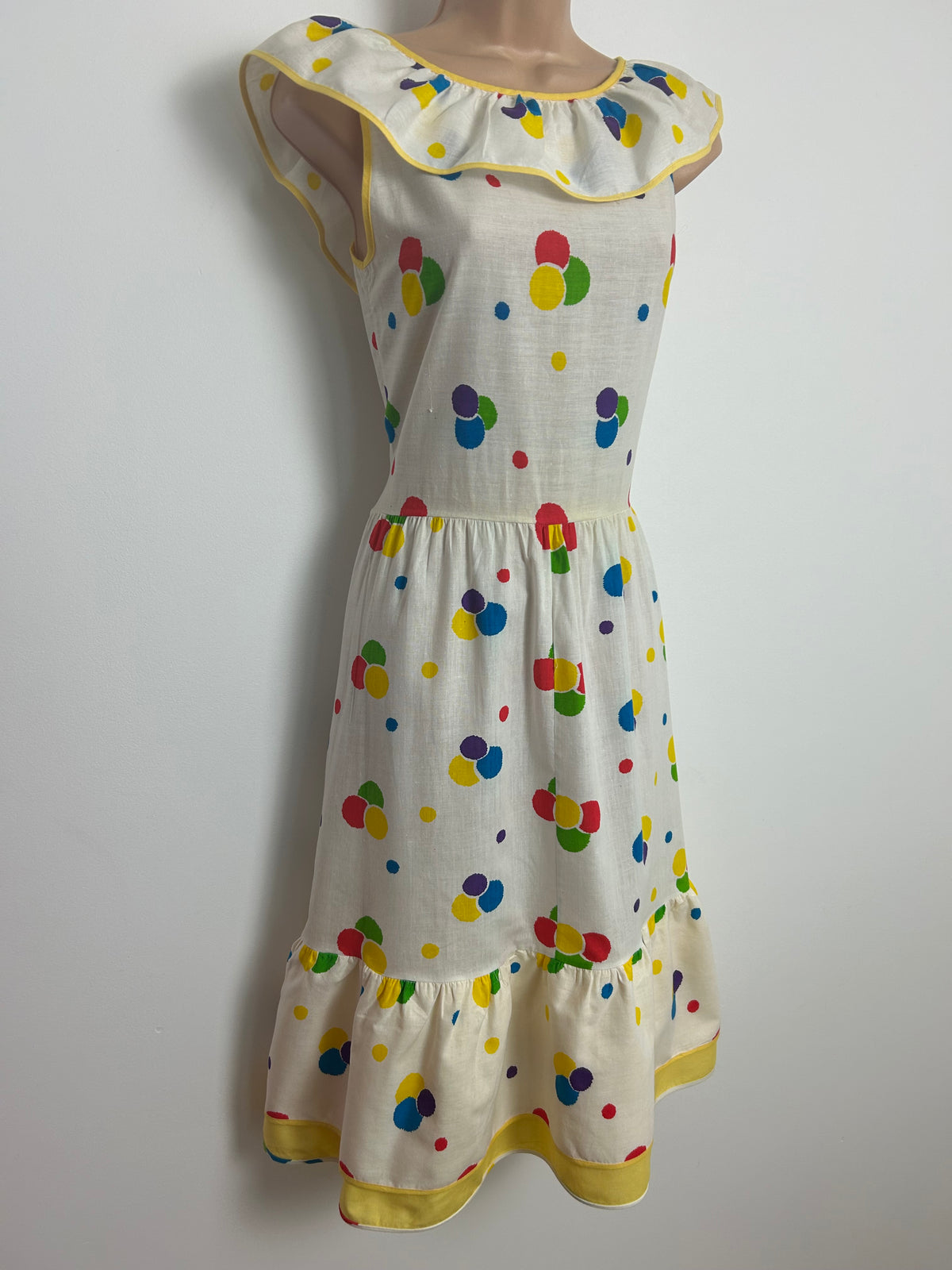 Vintage Early 1980s Size 6-8 White Yellow Pink Green & Blue Spotty Print Cotton Summer Day Dress