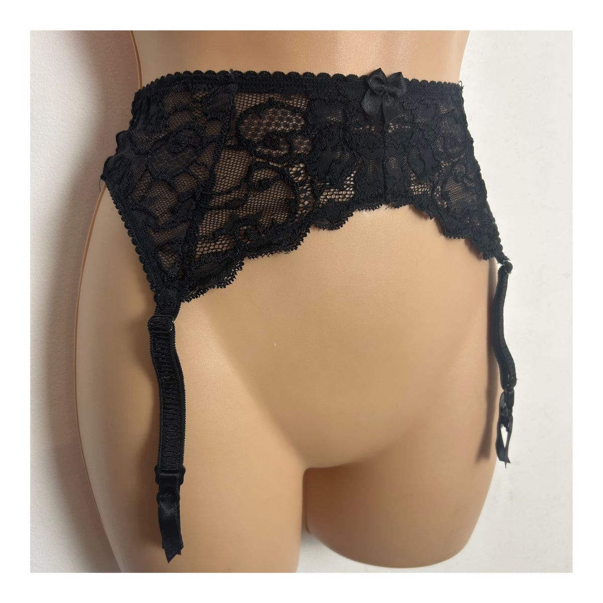 Vintage 1980s BHS Size 12-14 Black Lace Suspender Belt
