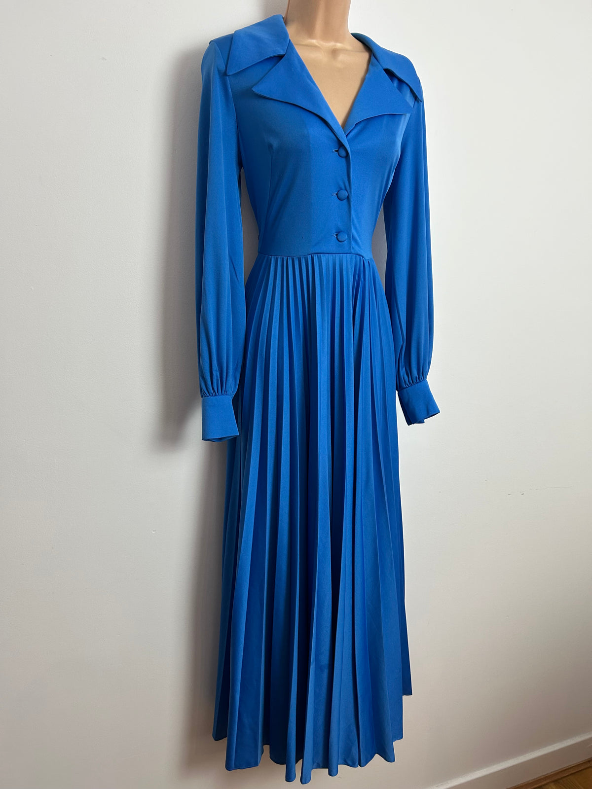 Vintage 1970s MARJON COUTURE  Blue Pleated Long Sleeve Maxi Dress Size 10