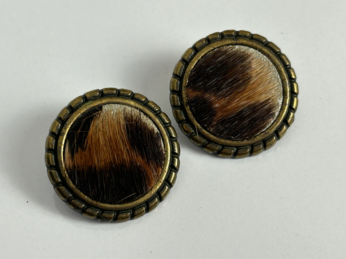Vintage Gold Tone Base Metal Leopard Print Furry Clip On Earrings