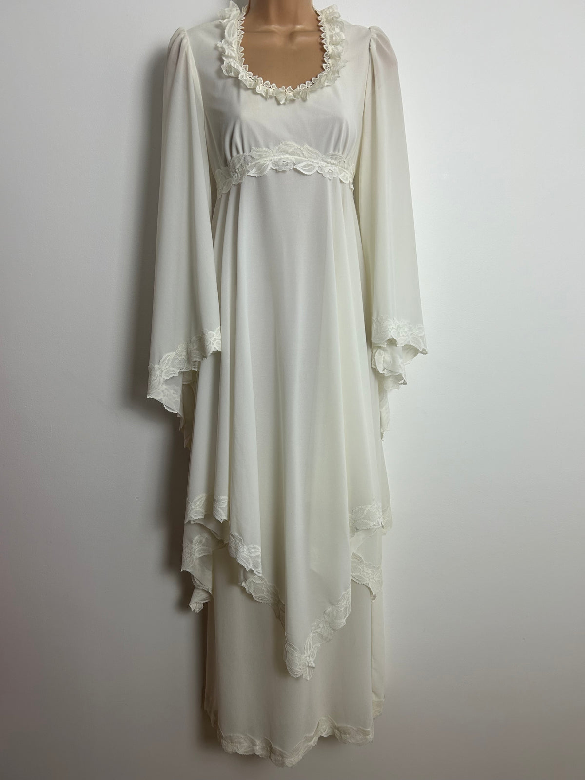 Vintage 1970s MARMENTS OF CARDIFF Size 6 White Lace Trim Ethereal Layered Trumpet Sleeve Boho Maxi Dress