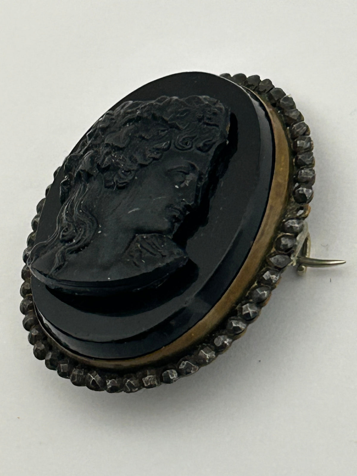 Antique Victorian Pinchbeck & Jet Mourning Cameo Brooch