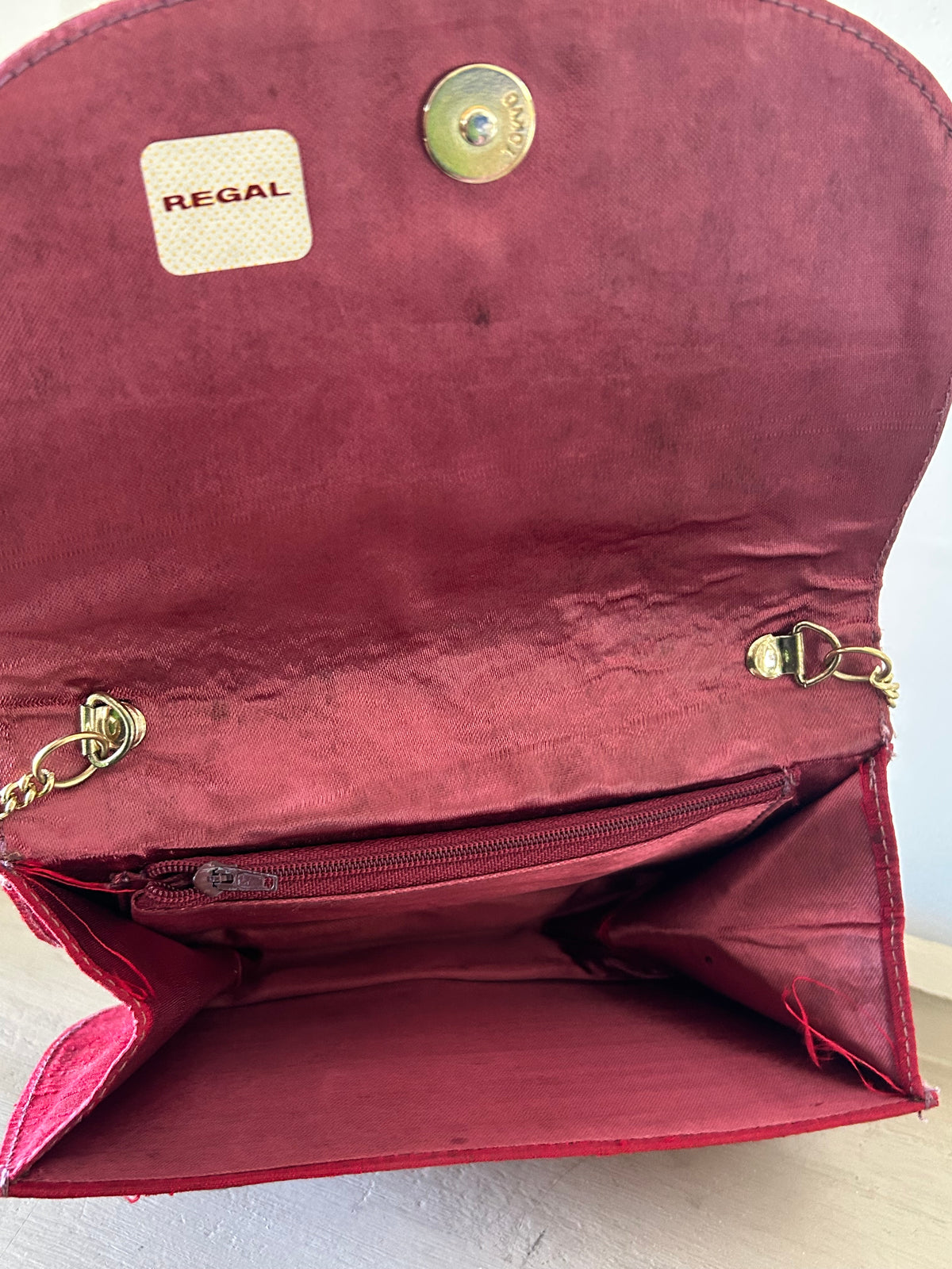 Vintage 1970s REGAL Small Red & Metallic Gold Mirror Sequin Bead & Embroidered Detail Shoulder Bag