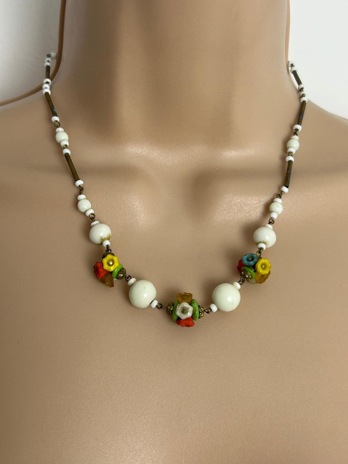 Vintage 1930’s Pretty White Czech Milk & Colour Glass Flower Necklace