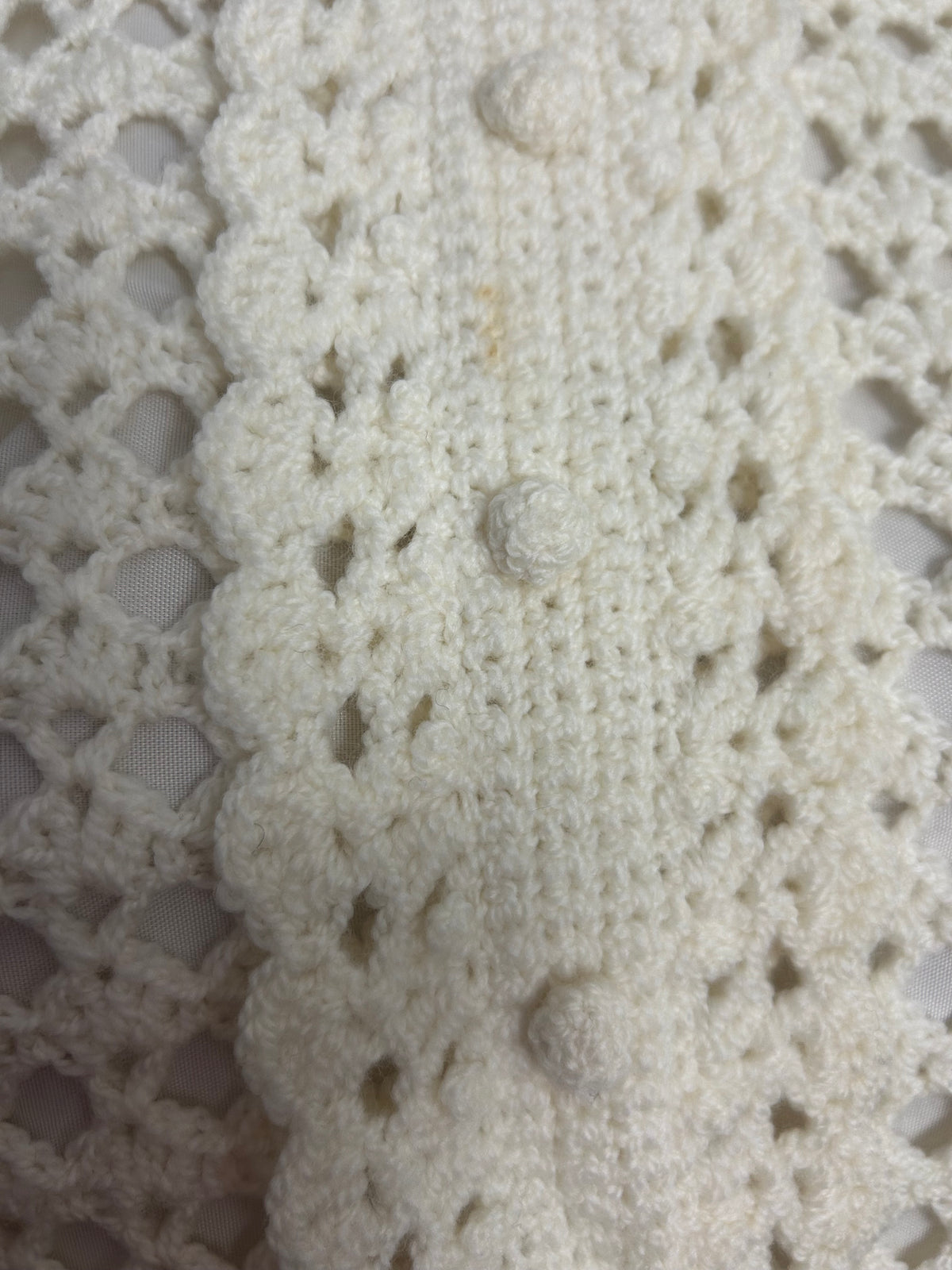 Vintage 1960s UK Size 10-12 Cream Crochet Long Sleeve Mod Shift Dress - Fully Lined.