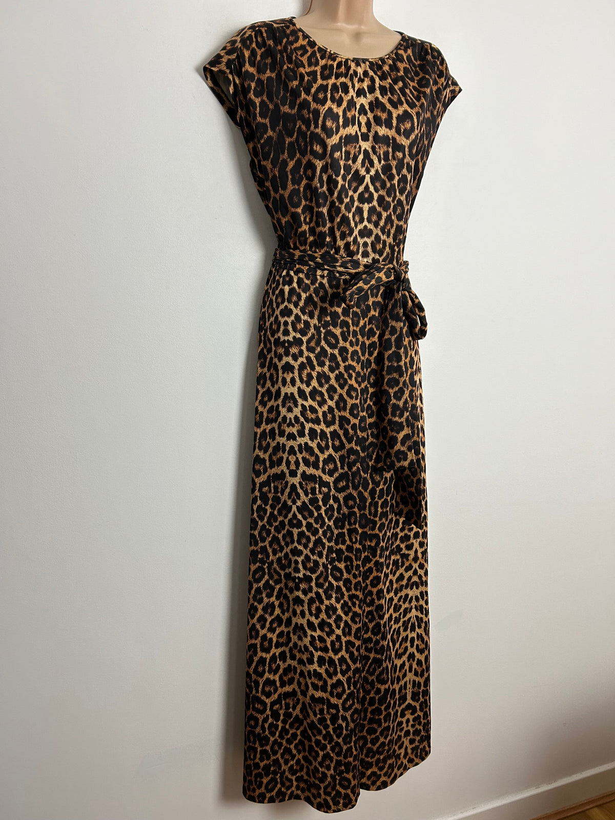 Vintage Early 1980s UK Size 14-16 Black & Tan Leopard Print Cap Sleeve Belted Split Panel Maxi Dress