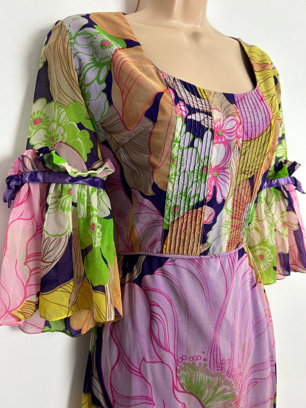 Vintage 1970s UK Size 8-10 Pink Purple Yellow & Green Floral Print Mid Length Flared Cuff Boho Maxi Dress
