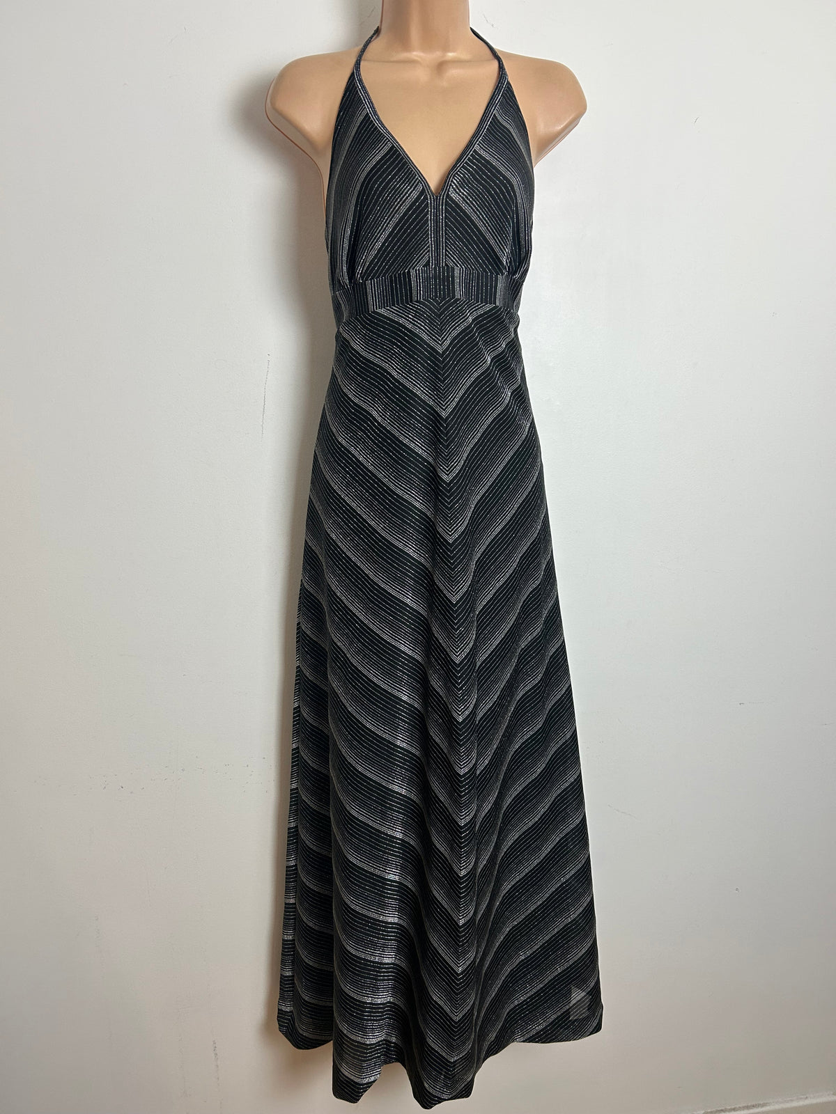 Vintage 1970s Size 10 Black & Silver Chevron Stripe Print Halter Neck Evening Maxi Dress