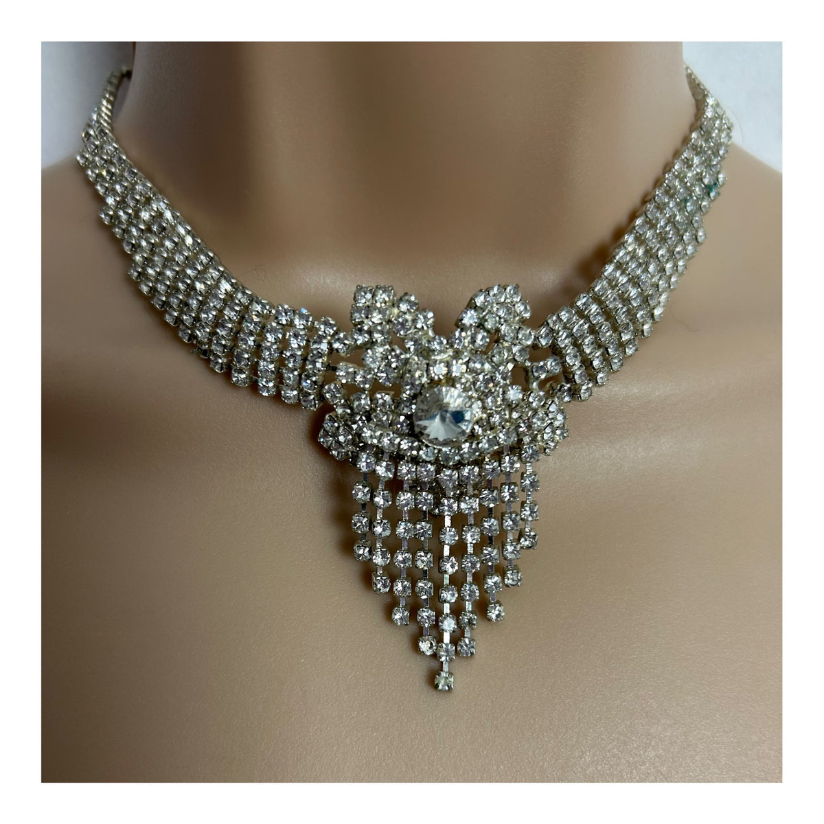 Vintage Diamante Paste Bow Detail Silvertone Choker Necklace