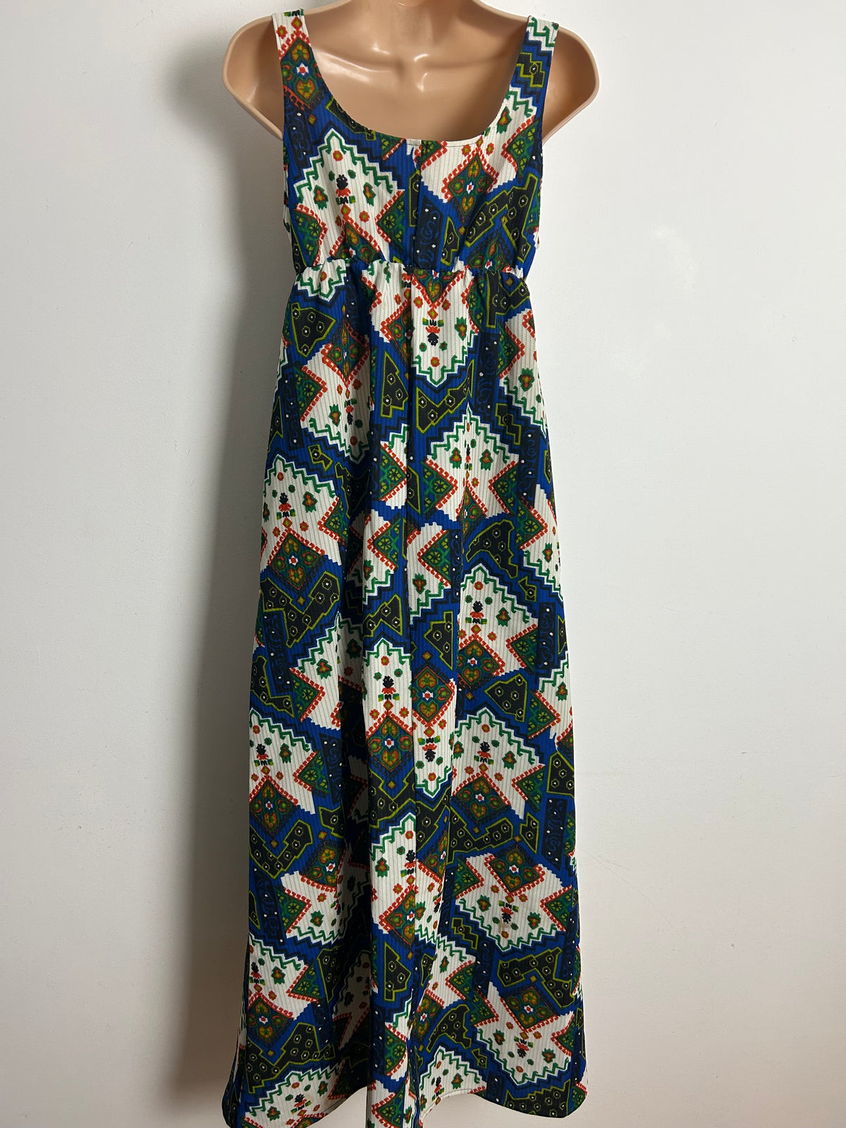 Vintage 1970s Size 10-12 Blue Green Red & White Abstract Print Maxi Dress