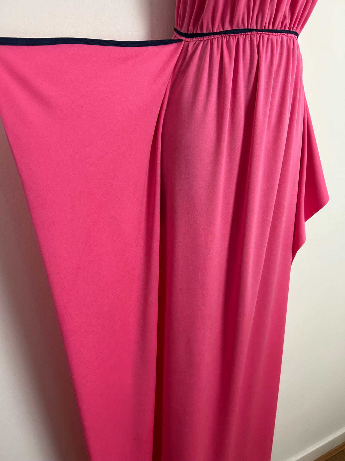 Vintage 1970s Size 6 Candy Pink & Navy Blue Trim Strappy Drape Sides Maxi Dress