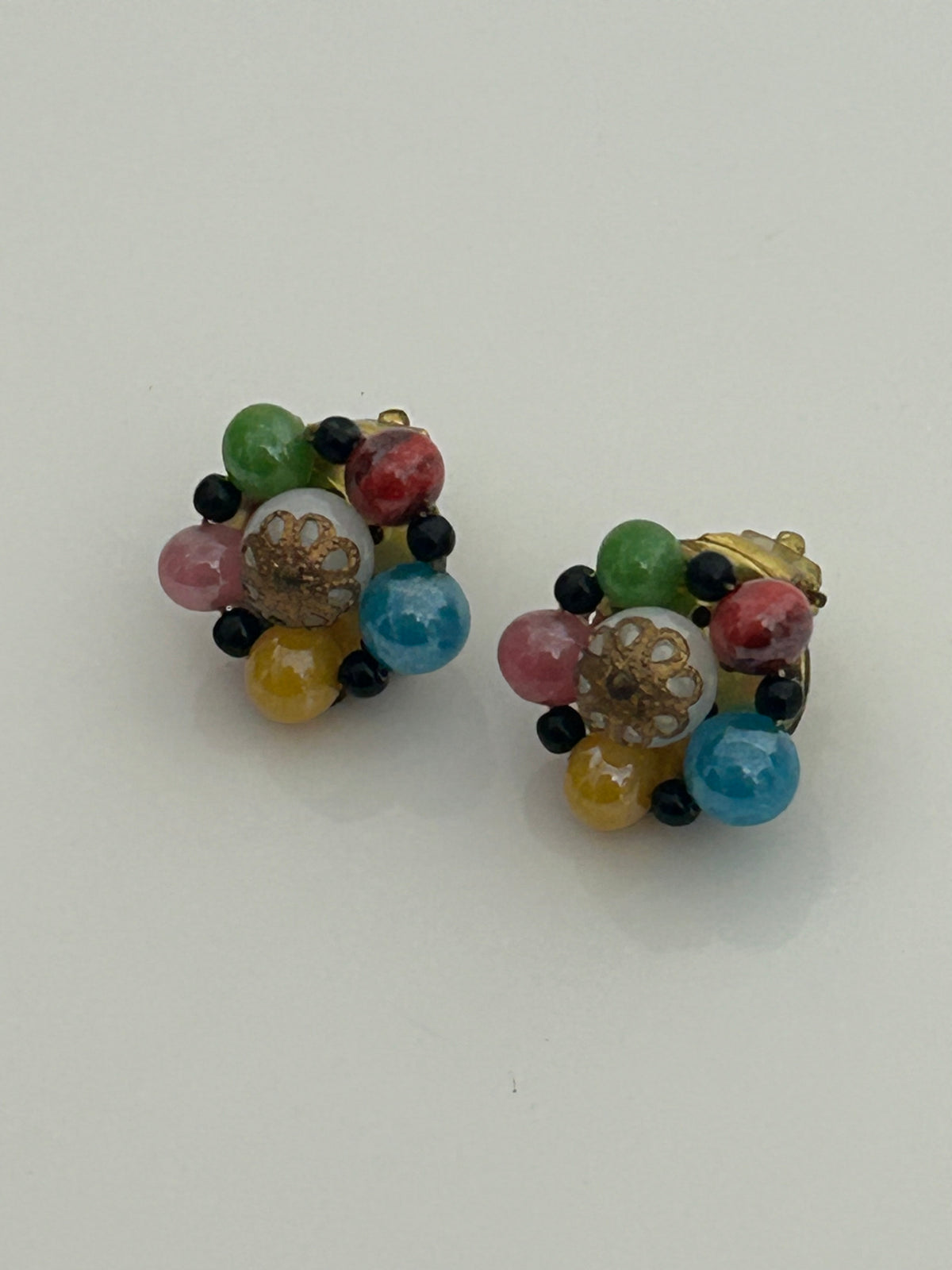 Vintage 1960s Gorgeous Multicolour Stone Set Flower Clip On Earrings