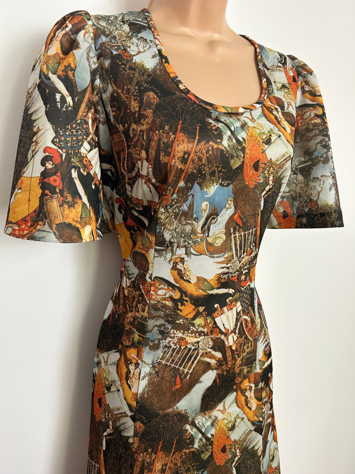 Vintage 1970s RARE Size 10 Whimsical Fairytale Collage Novelty Print Maxi Dress