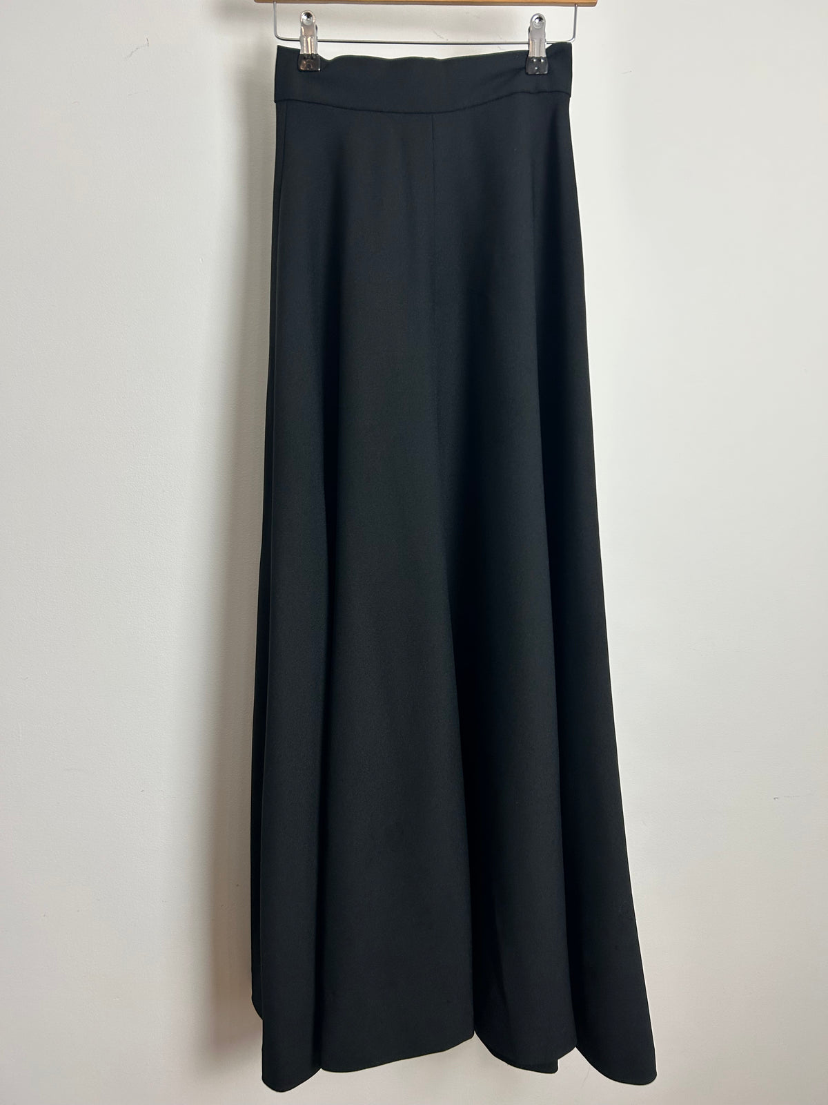 Vintage 1970s Size 6 Classic Long Black Max Skirt