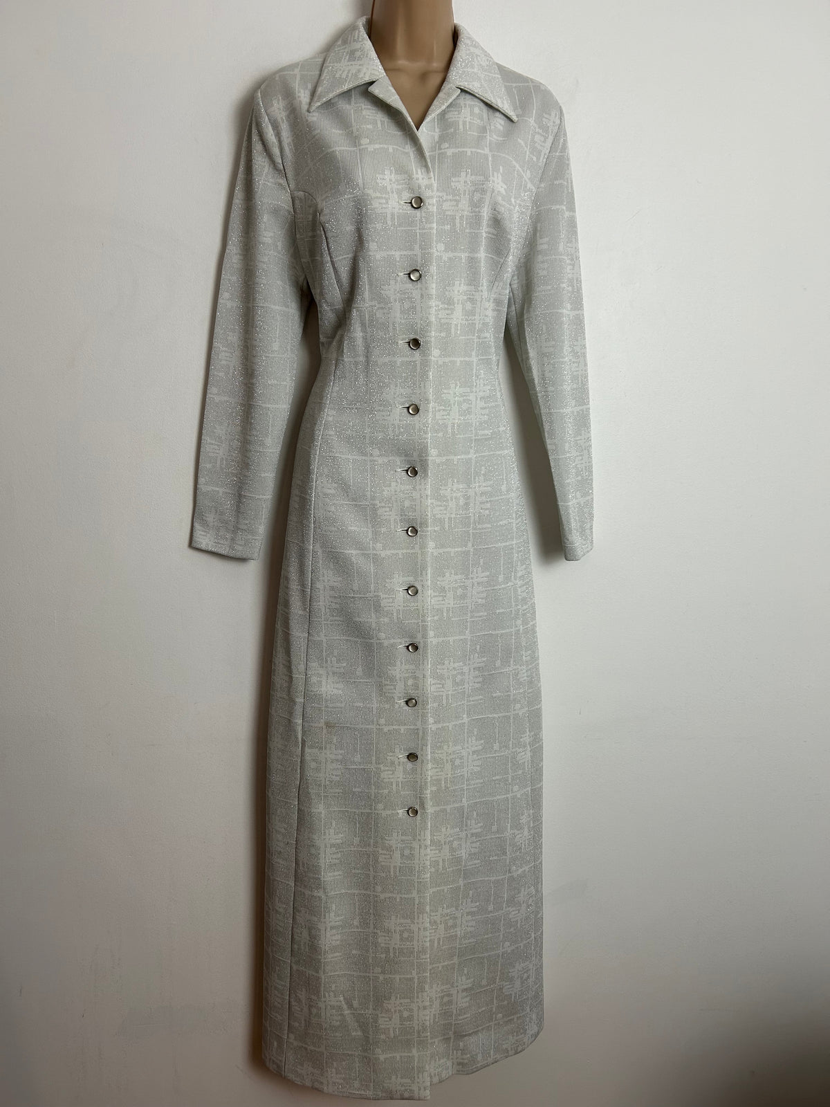Vintage 1970s LEROSE UK Size 10 White & Metallic Silver Abstract Check Pattern Long Sleeve Occasion Maxi Dress
