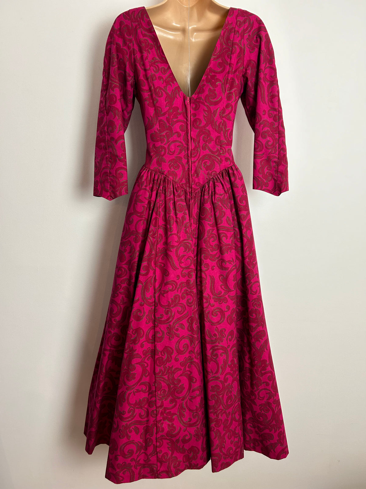 Vintage 1980s LAURA ASHLEY UK Size 6 (Labelled as a UK Size 10) Dark Pink Glitter Floral Pleated Ballgown Party Dress