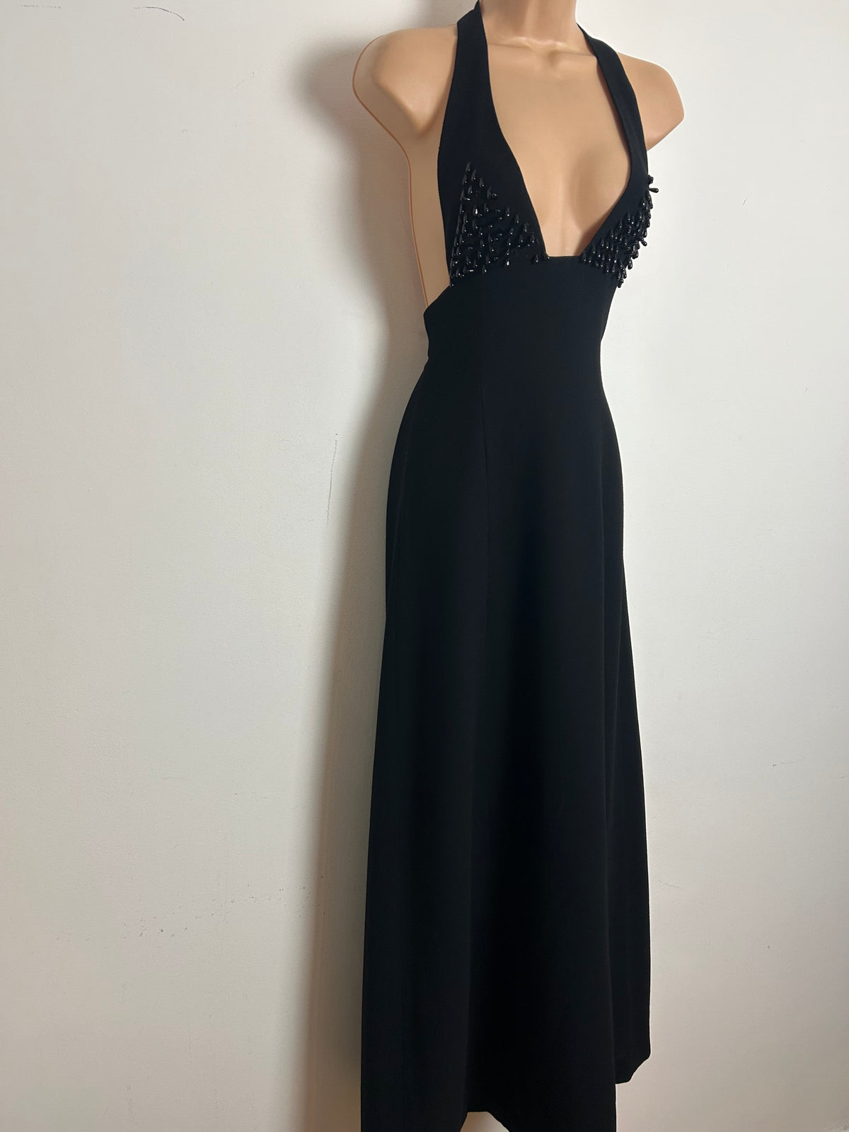 Vintage 1970s Size 8 Black Bead Detail Plunging V-Neck Open Back Occasion Evening Dress