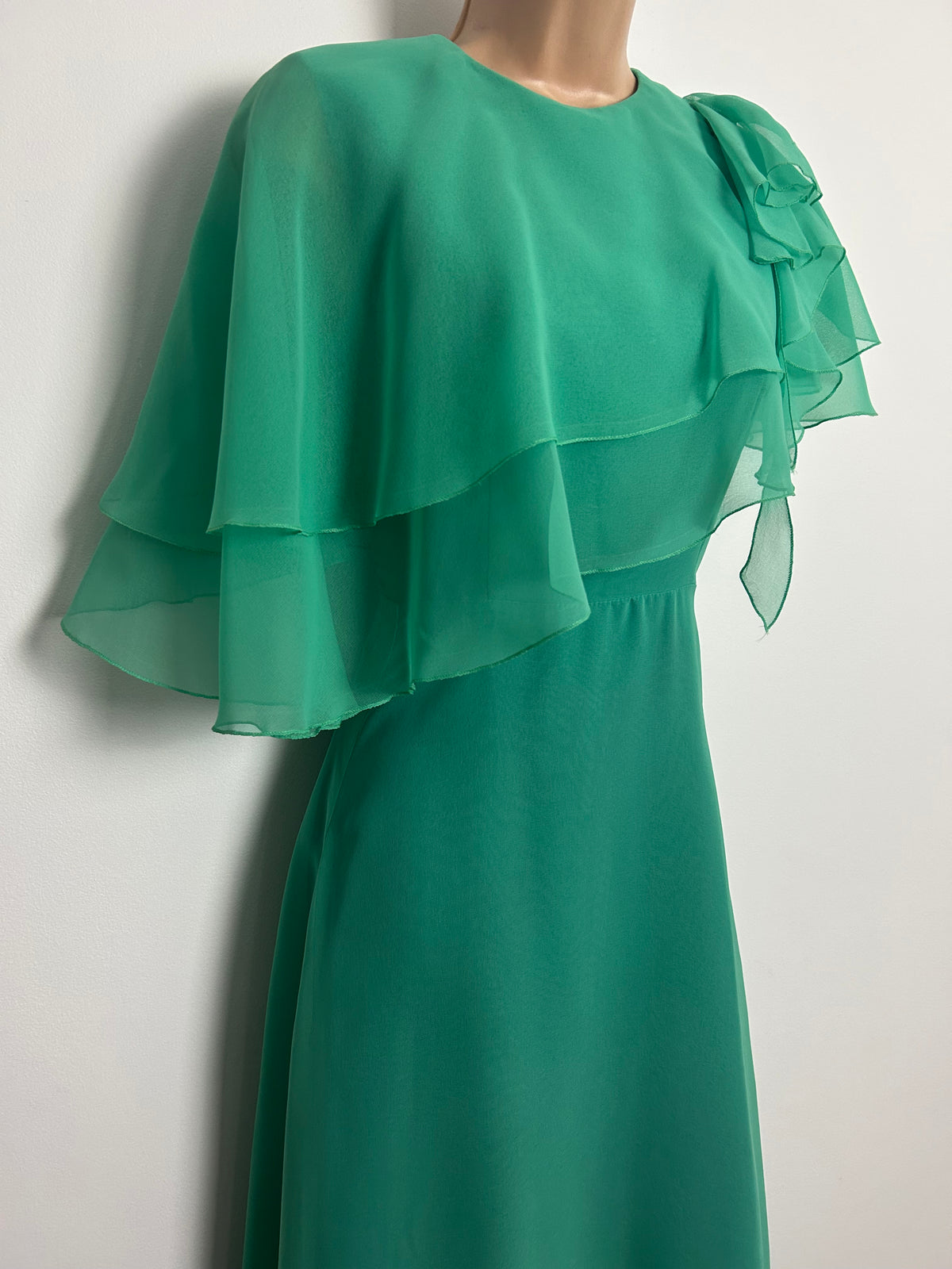 Vintage 1970s JOHN CHARLES Size 8-10 Jade Green Chiffon Layered Bodice Boho Occasion Maxi Dress