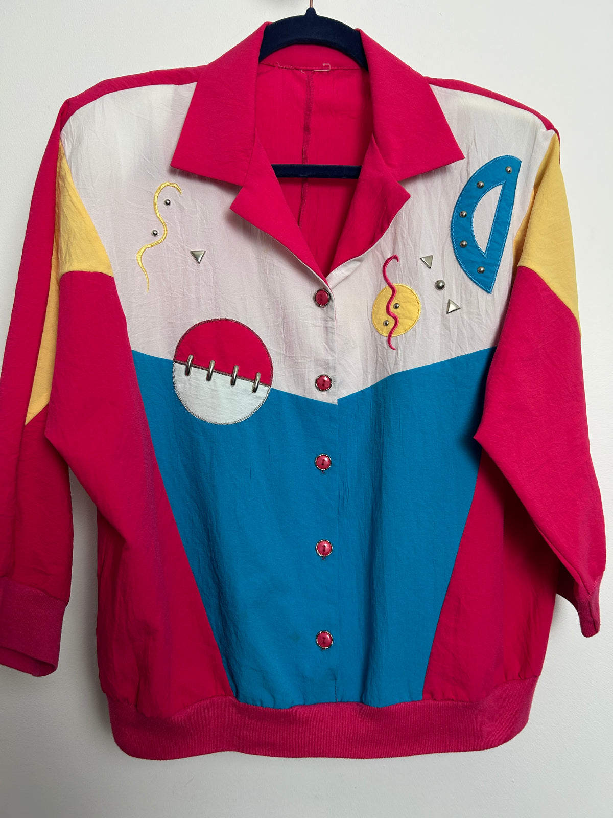 Vintage 1980s Size 14-16 Cerise Pink Turquoise & White Applique & Stud Detail Casual Leisurewear Top