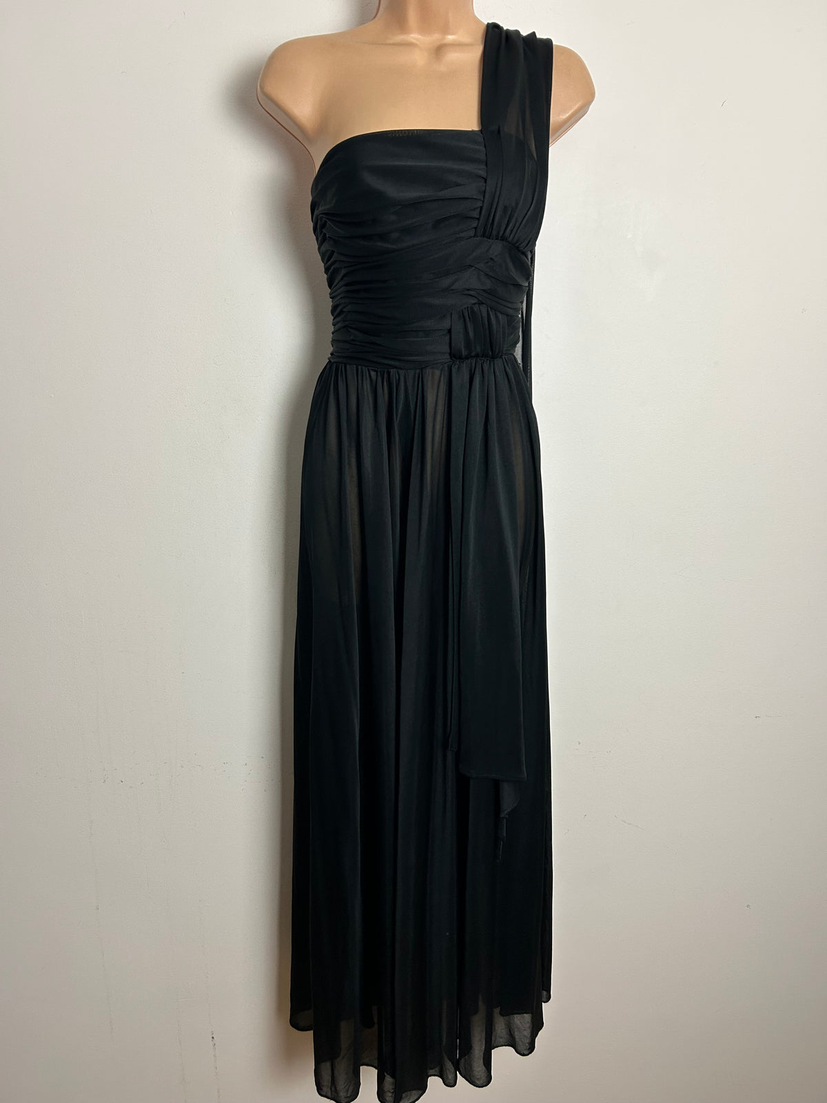 Vintage 1970s JOHN CHARLES Size 8 Black One Shoulder Draped Evening Occasion Maxi Dress
