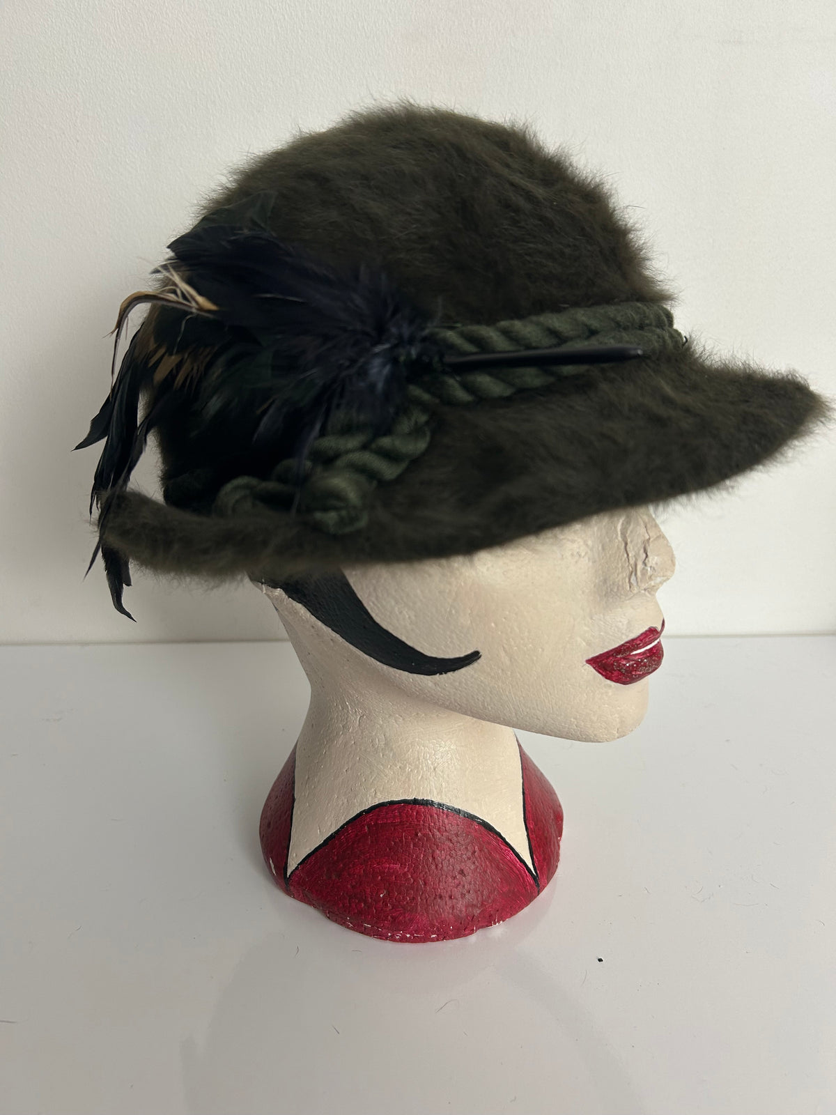 Vintage Austrian Dark Moss Green Angora Mix Rope Braid & Feather Trim Trilby Style Hat