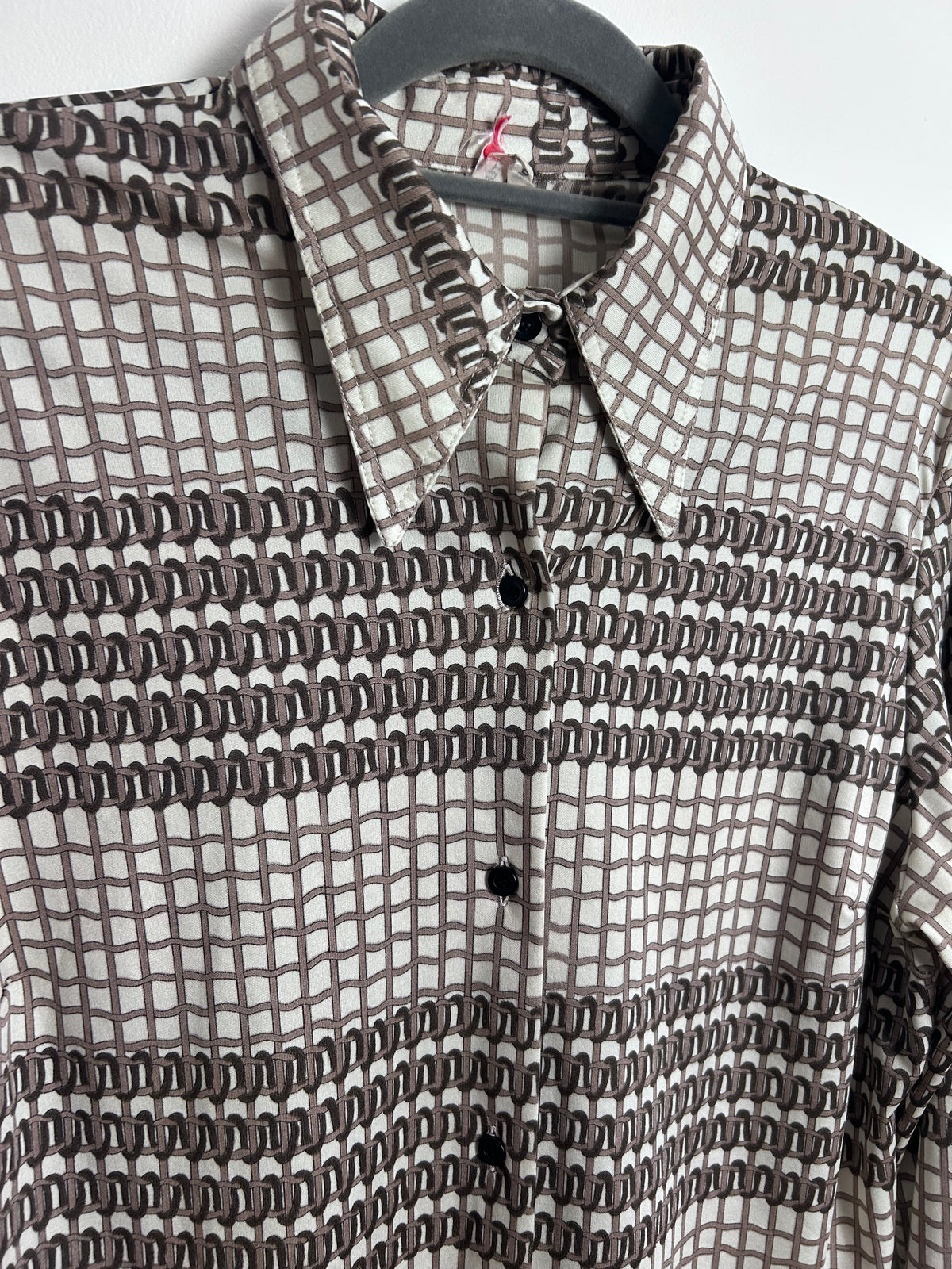 Vintage 1970s Size 12 White Mocha Brown Woven Abstract Print Long Sleeve Shirt