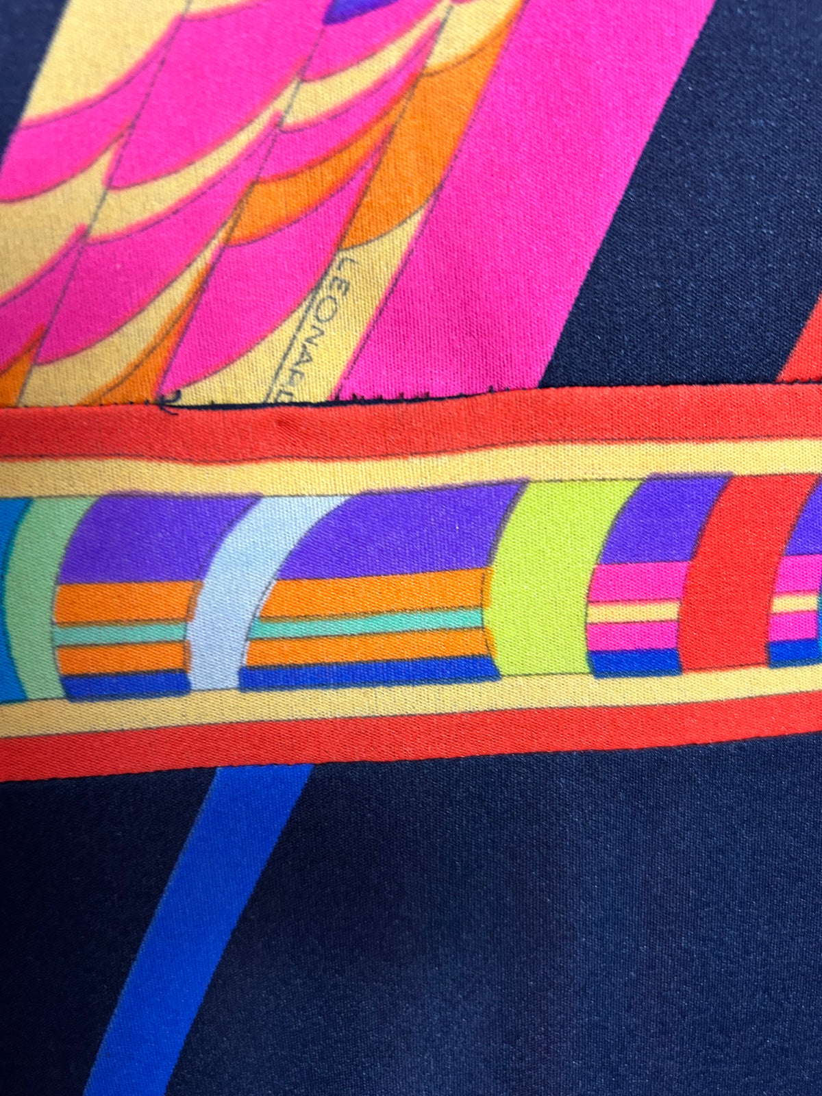 Vintage 1970s LEONARD PARIS UK Size 12 Stunning Vibrant Abstract Print Mikado Silk Jersey Designer Dress