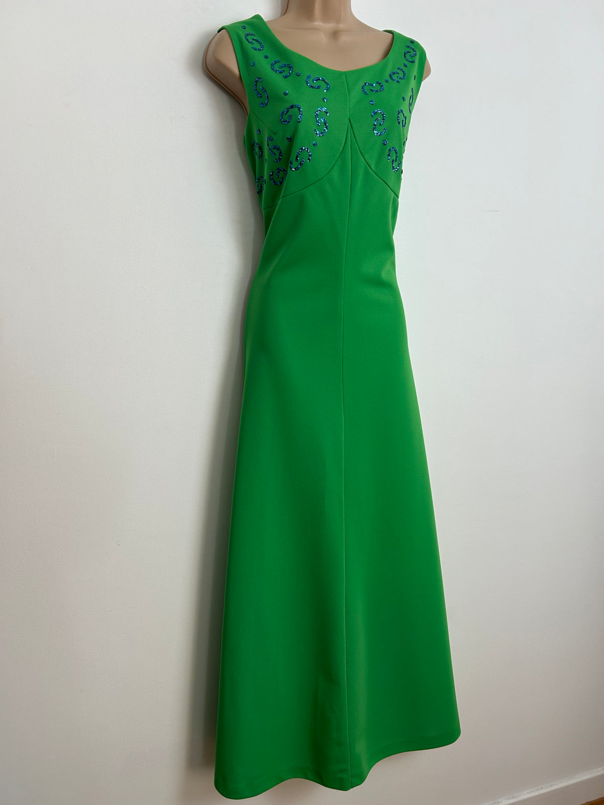 Vintage 1970s GO TO TOWN Size 12 Green Glittery Micro Sequin Embellishment Occasion Evening Maxi Dress