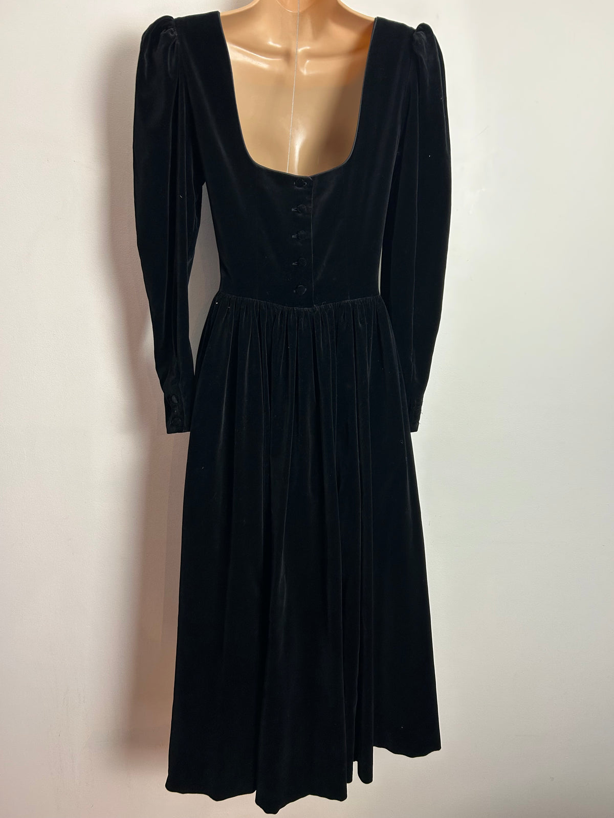 Vintage 1980s LAURA ASHLEY UK Size 8 (UK Size 12) Black Velvet Long Sleeve Occasion Dress