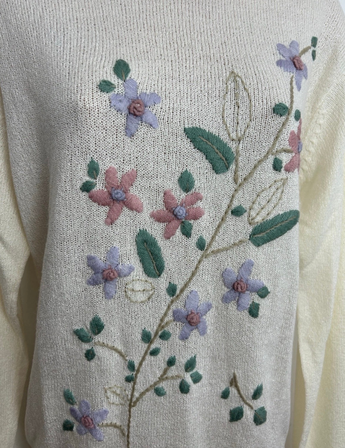 Vintage 1980s CLASSICS Size 14-16 Winter White Floral Embroidered Cottage Core Jumper
